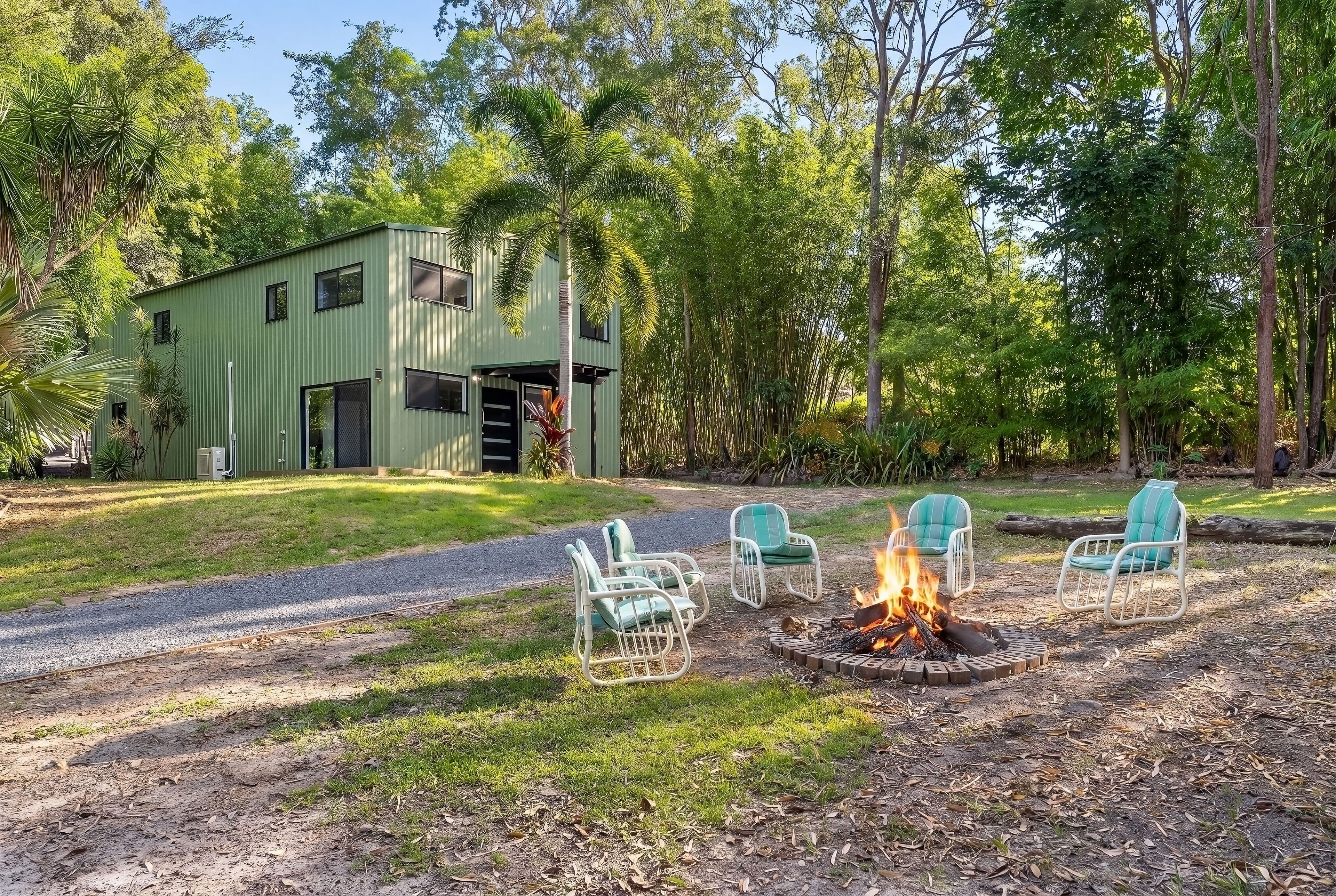 24 Derwent Avenue, Helensvale QLD 4212, Helensvale - Thumbnail 4