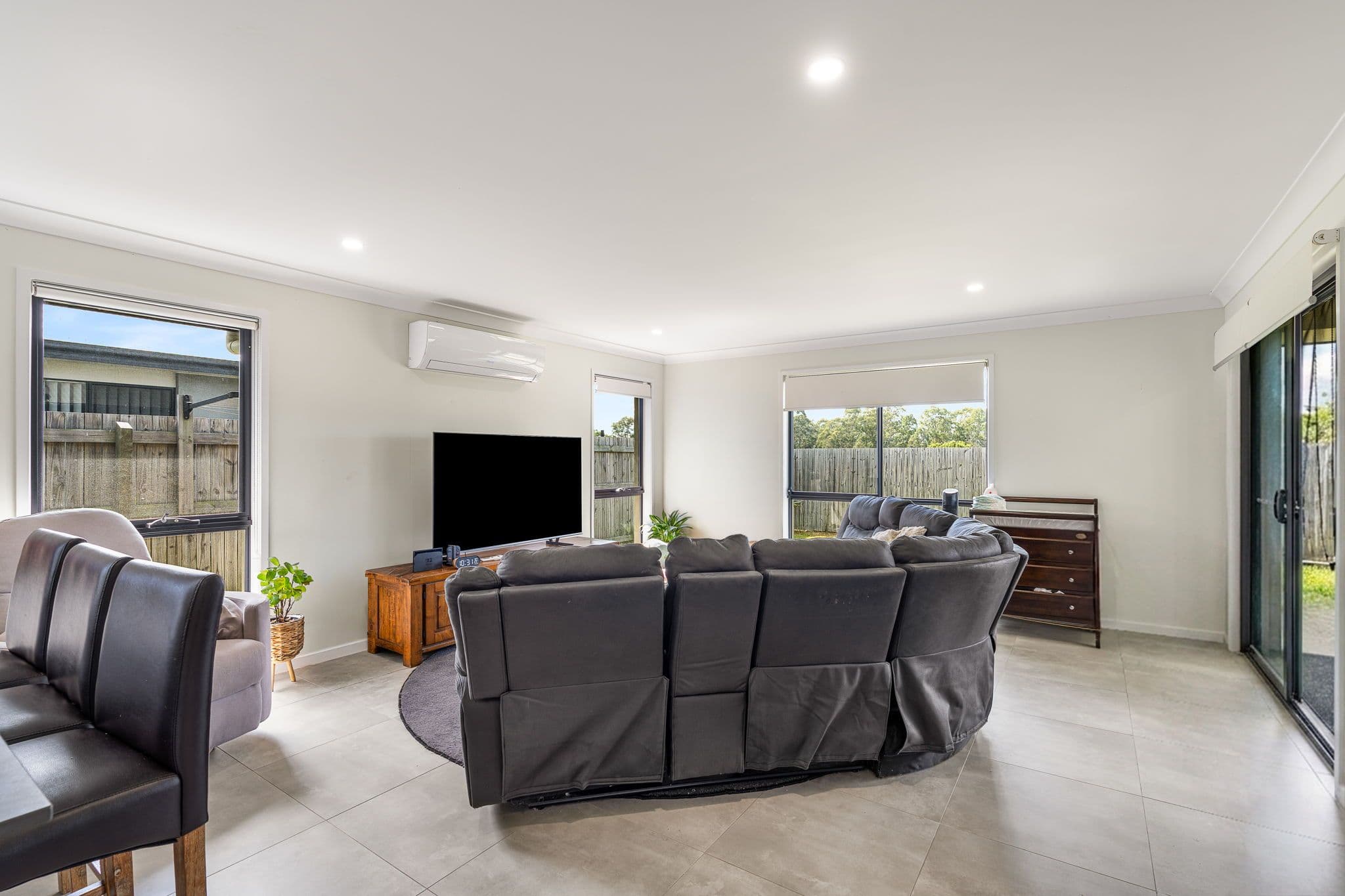 12 Riordan Street, Logan Reserve QLD 4133, Logan Reserve - Thumbnail 6