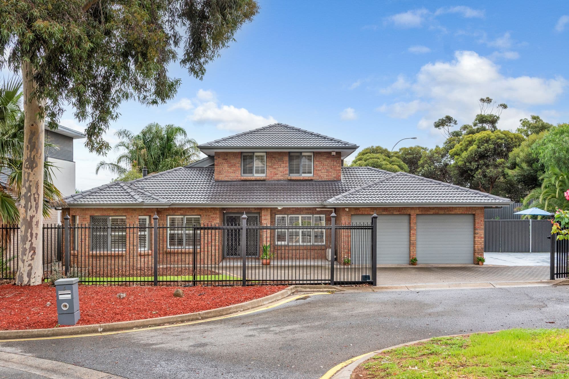 4 Manos Court, Seacliff Park SA 5049, Seacliff Park - Image 1