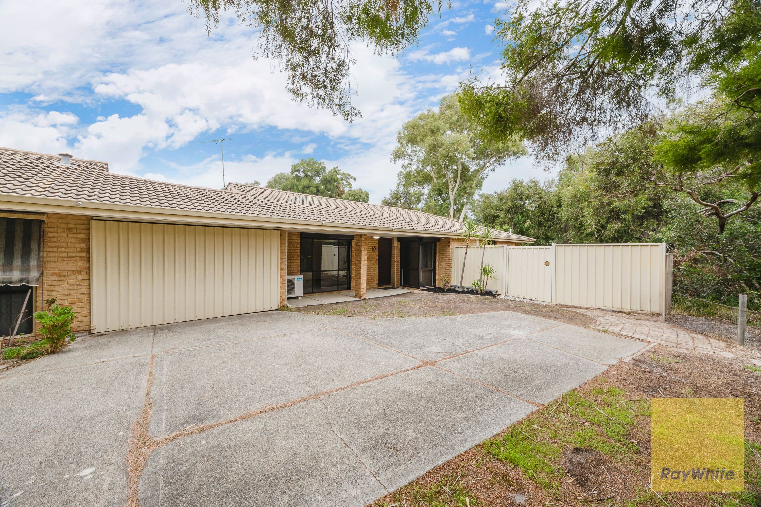 4 Casma Grove, Ballajura WA 6066, Ballajura - Thumbnail 2