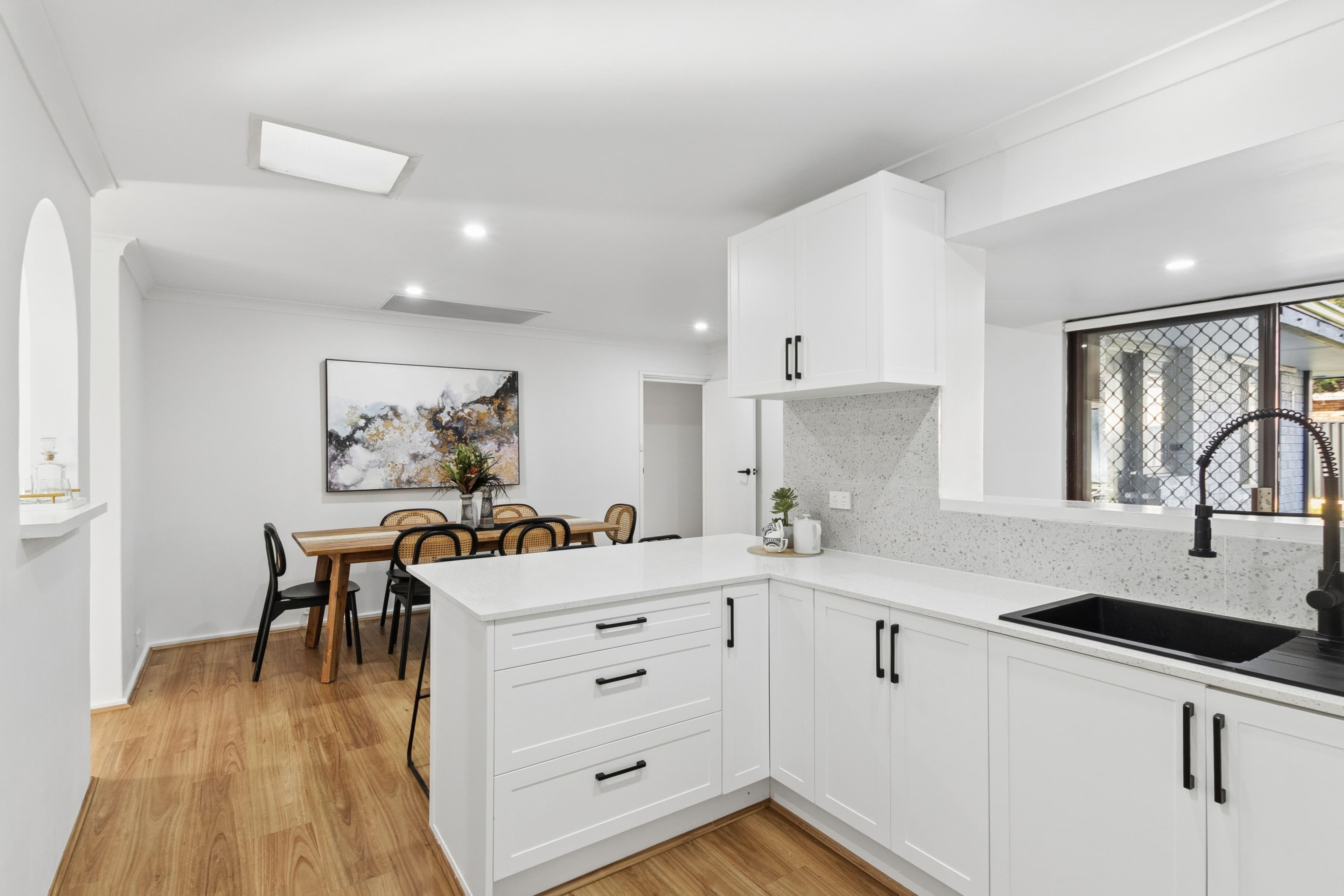 32 Poynter Drive, Duncraig WA 6023, Duncraig - Thumbnail 3