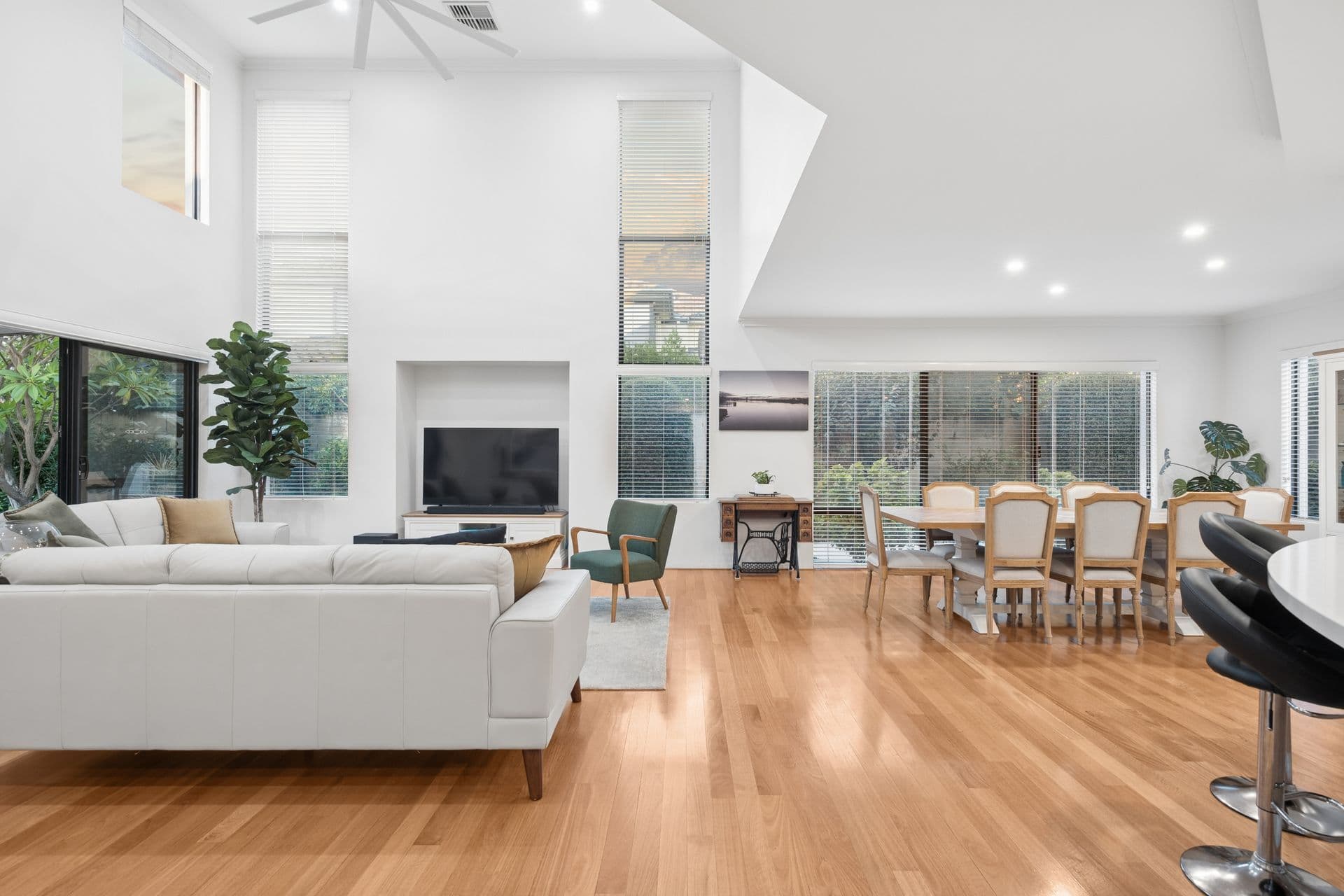 101A Robert Street, Como WA 6152, Como - Thumbnail 2