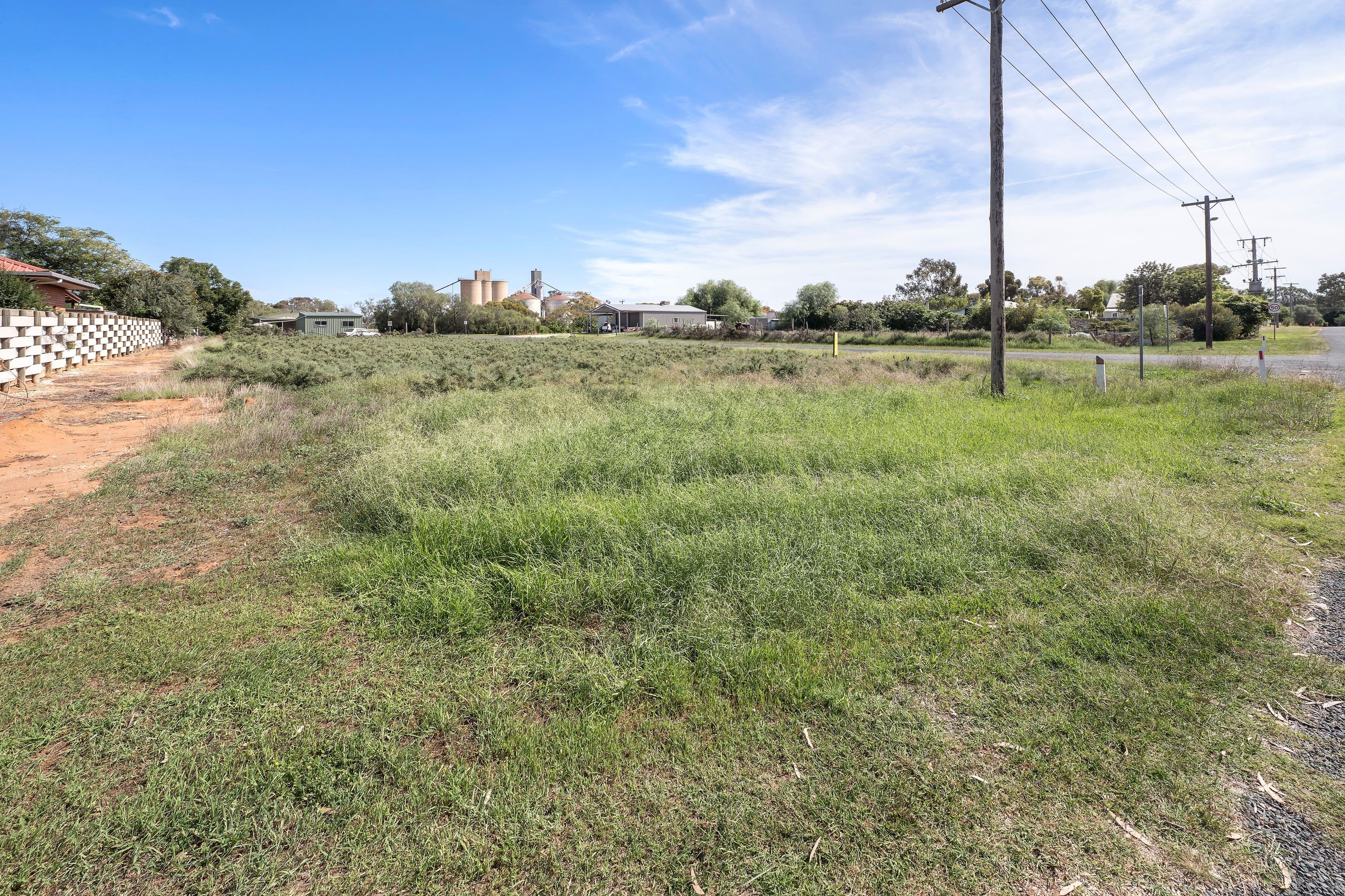 16 Hall Street, Piangil VIC 3597, Piangil - Thumbnail 2