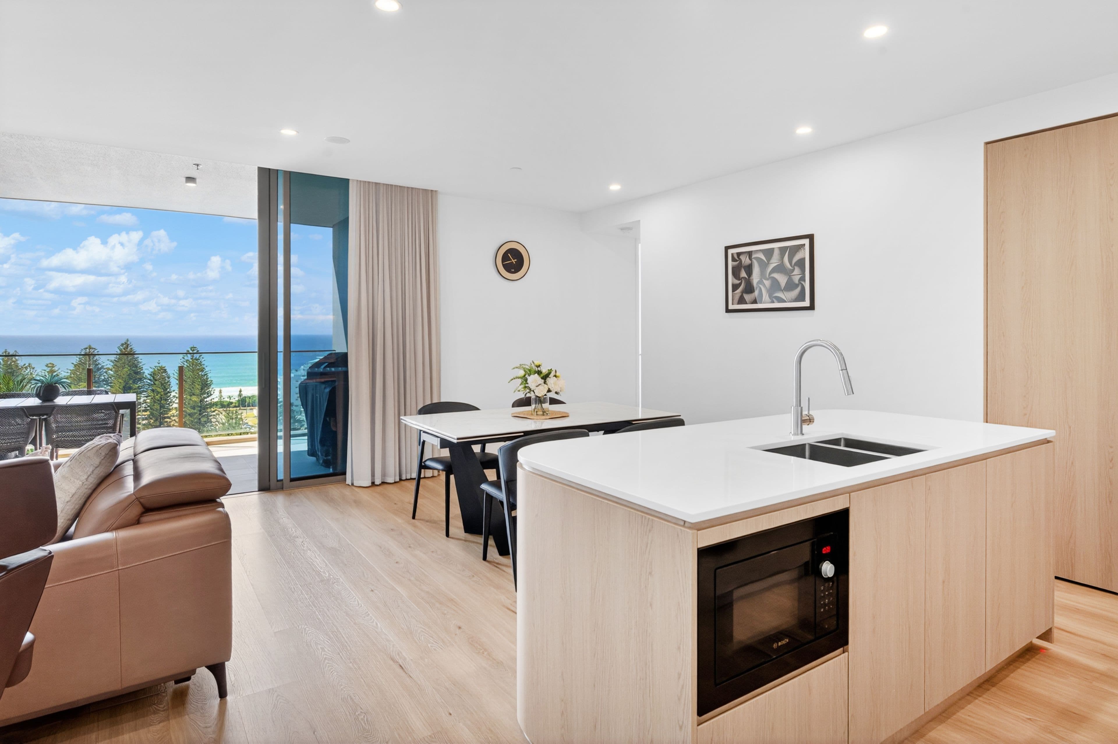 1103/146 Surf Parade, Broadbeach QLD 4218, Broadbeach - Thumbnail 7