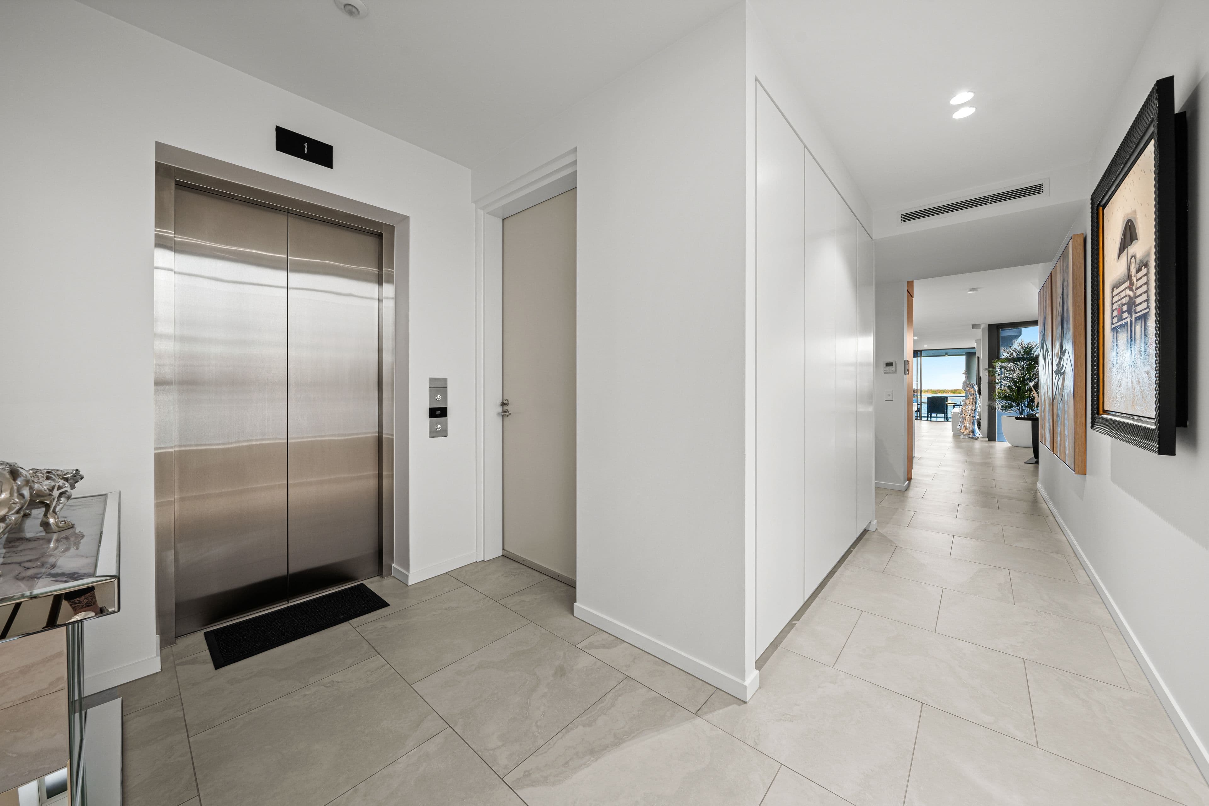 401/286 Marine Parade, Labrador QLD 4215, Labrador - Thumbnail 8