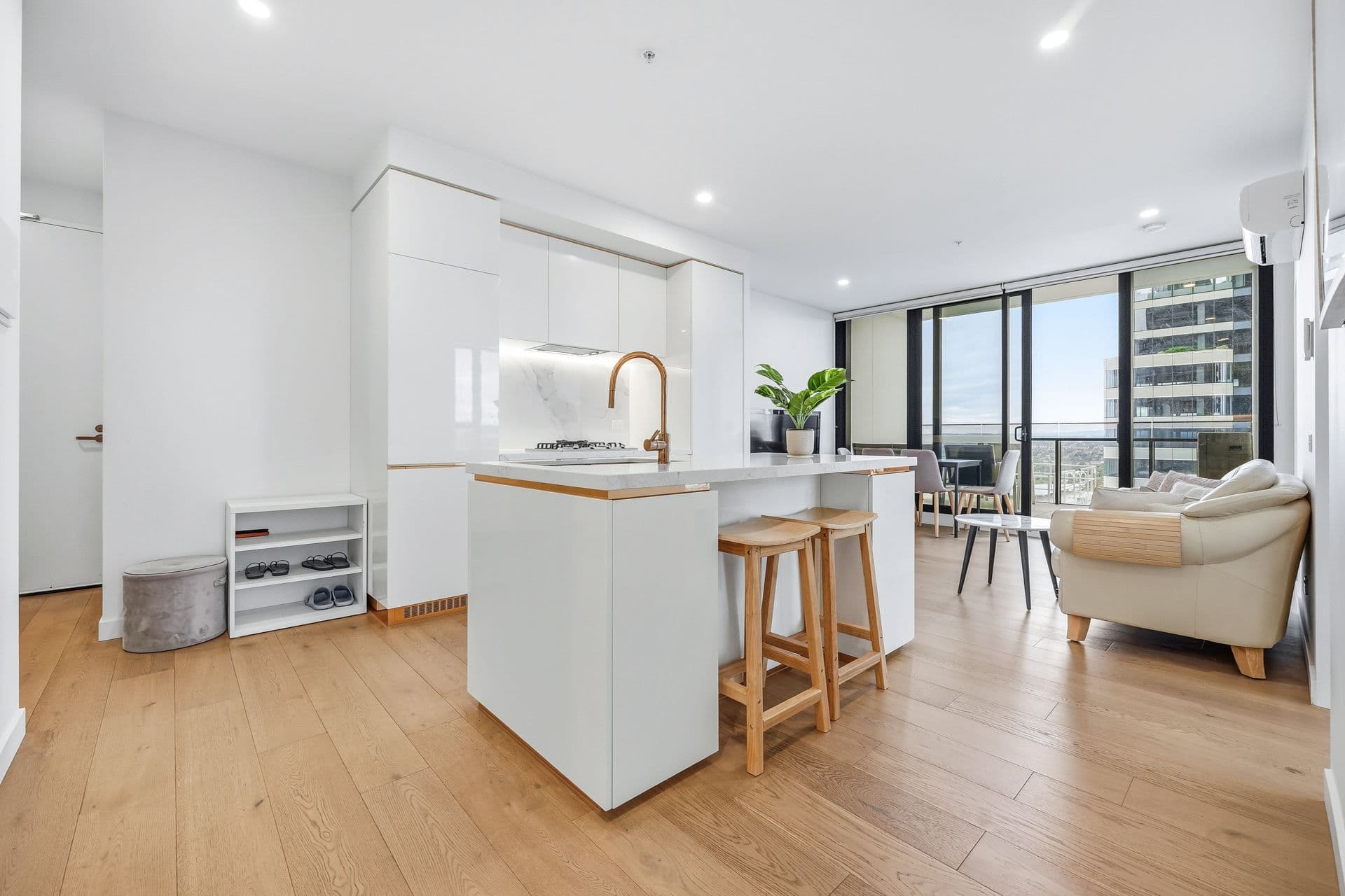 1905/845 Whitehorse Road, Box Hill VIC 3128, Box Hill - Thumbnail 5