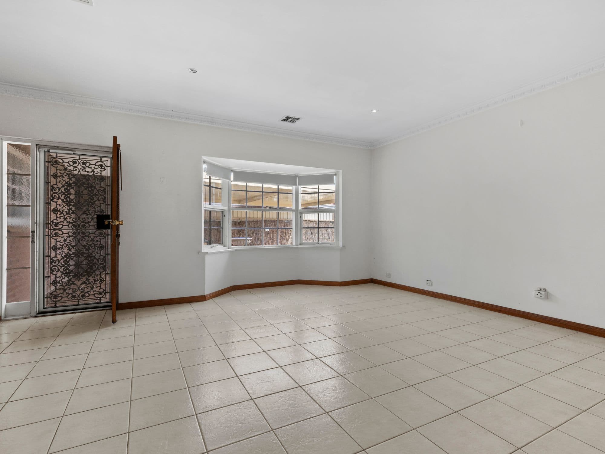 2/30 Lochside Drive, West Lakes SA 5021, West Lakes - Thumbnail 5