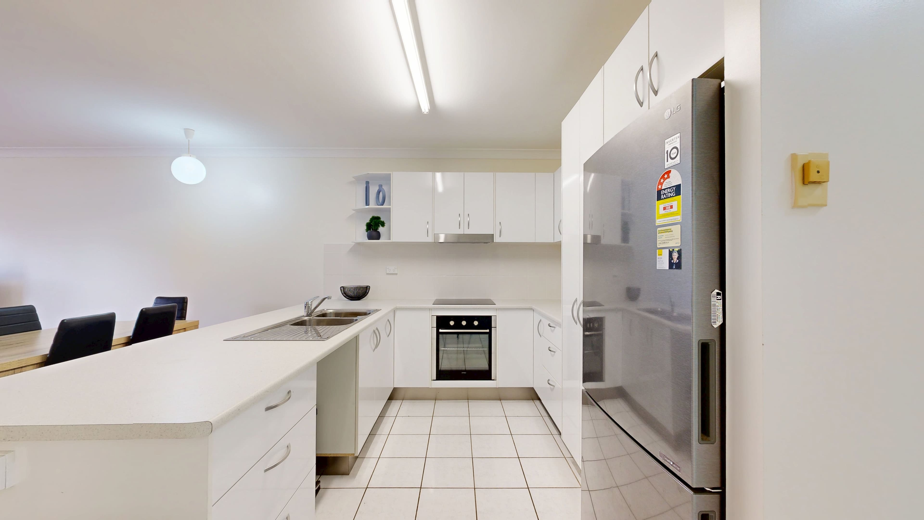 2/58-62 Ninth Avenue, Railway Estate QLD 4810, Railway Estate - Thumbnail 3