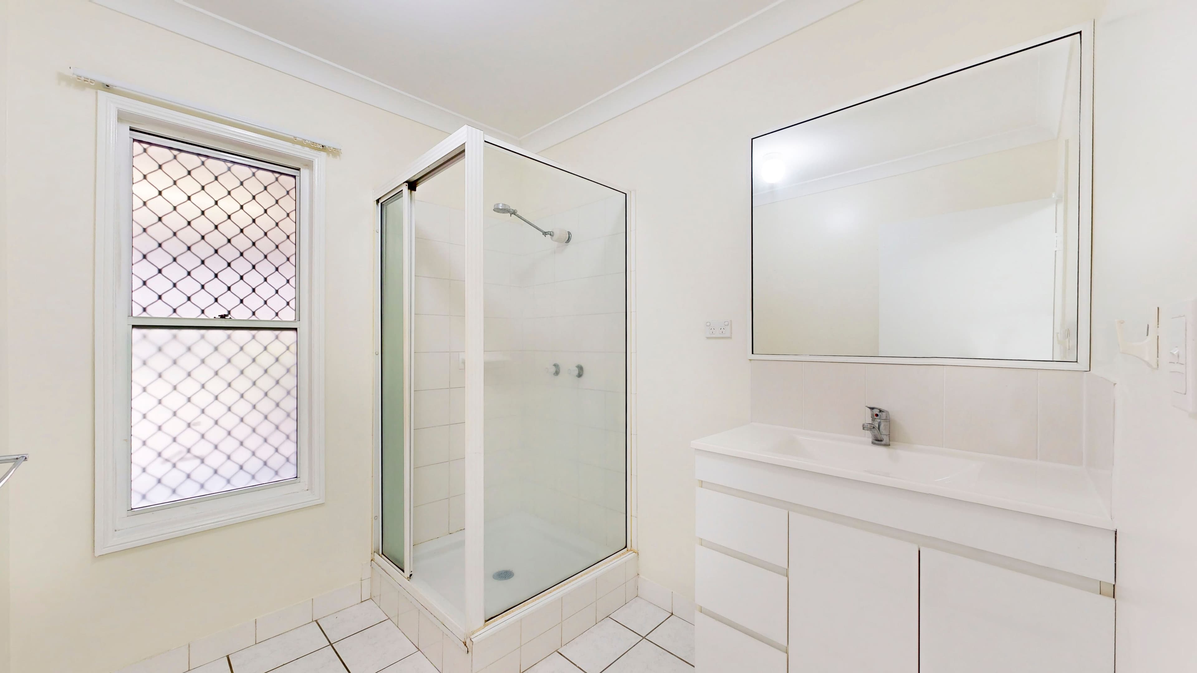 2/58-62 Ninth Avenue, Railway Estate QLD 4810, Railway Estate - Thumbnail 7