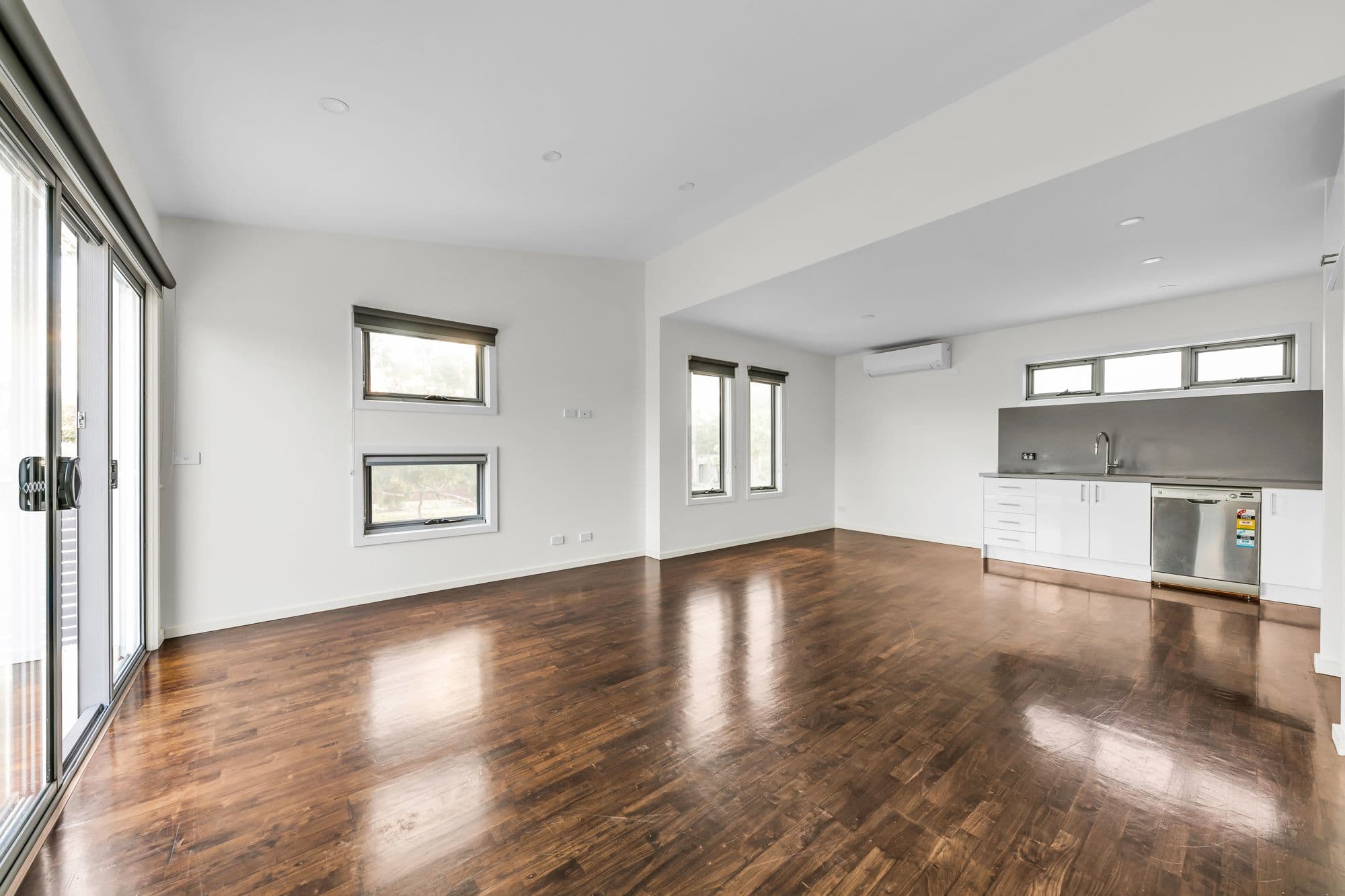 1/2A Lynch Road, Brooklyn VIC 3012, Brooklyn - Thumbnail 4