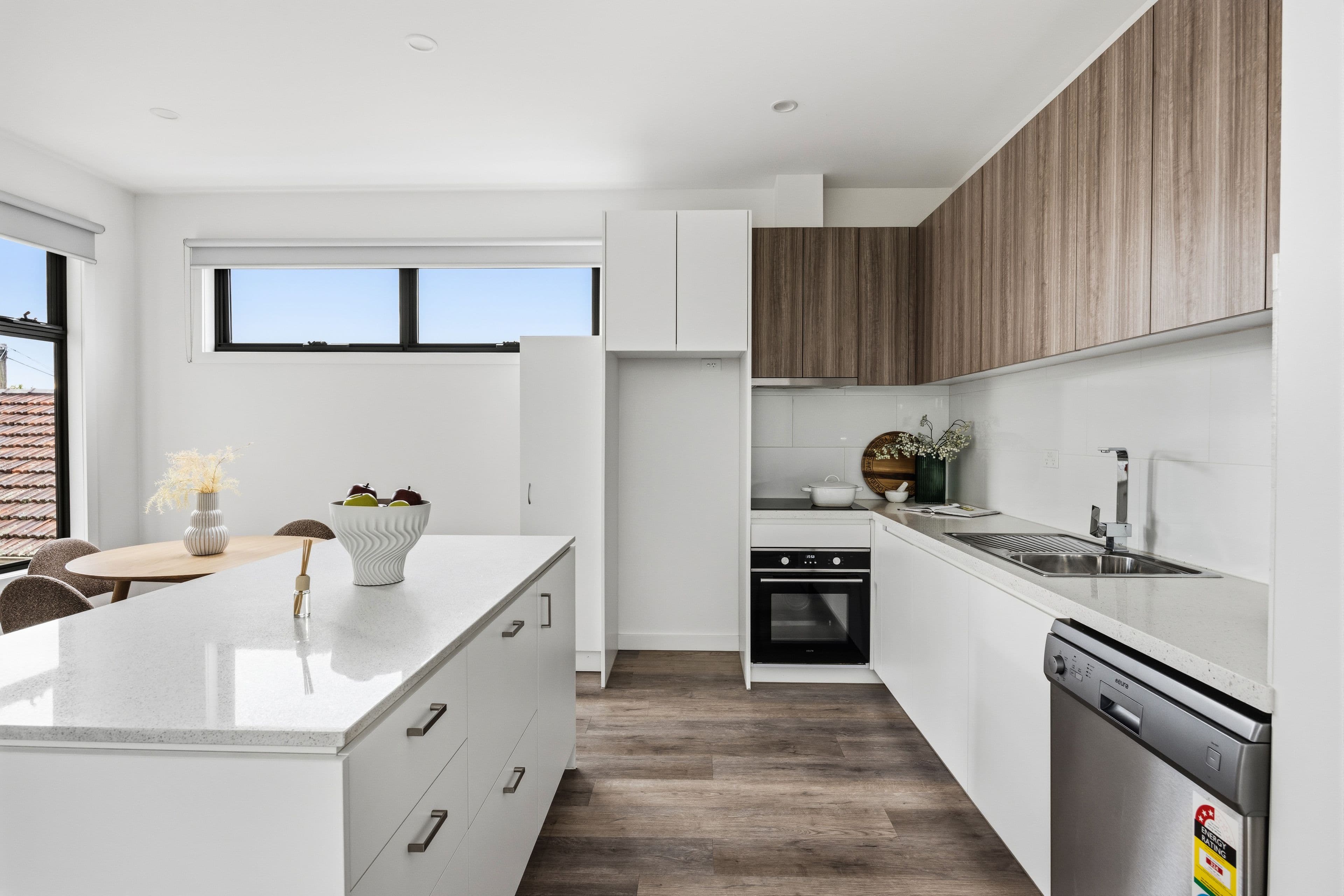 2/4 Enderly Avenue, Reservoir VIC 3073, Reservoir - Thumbnail 5
