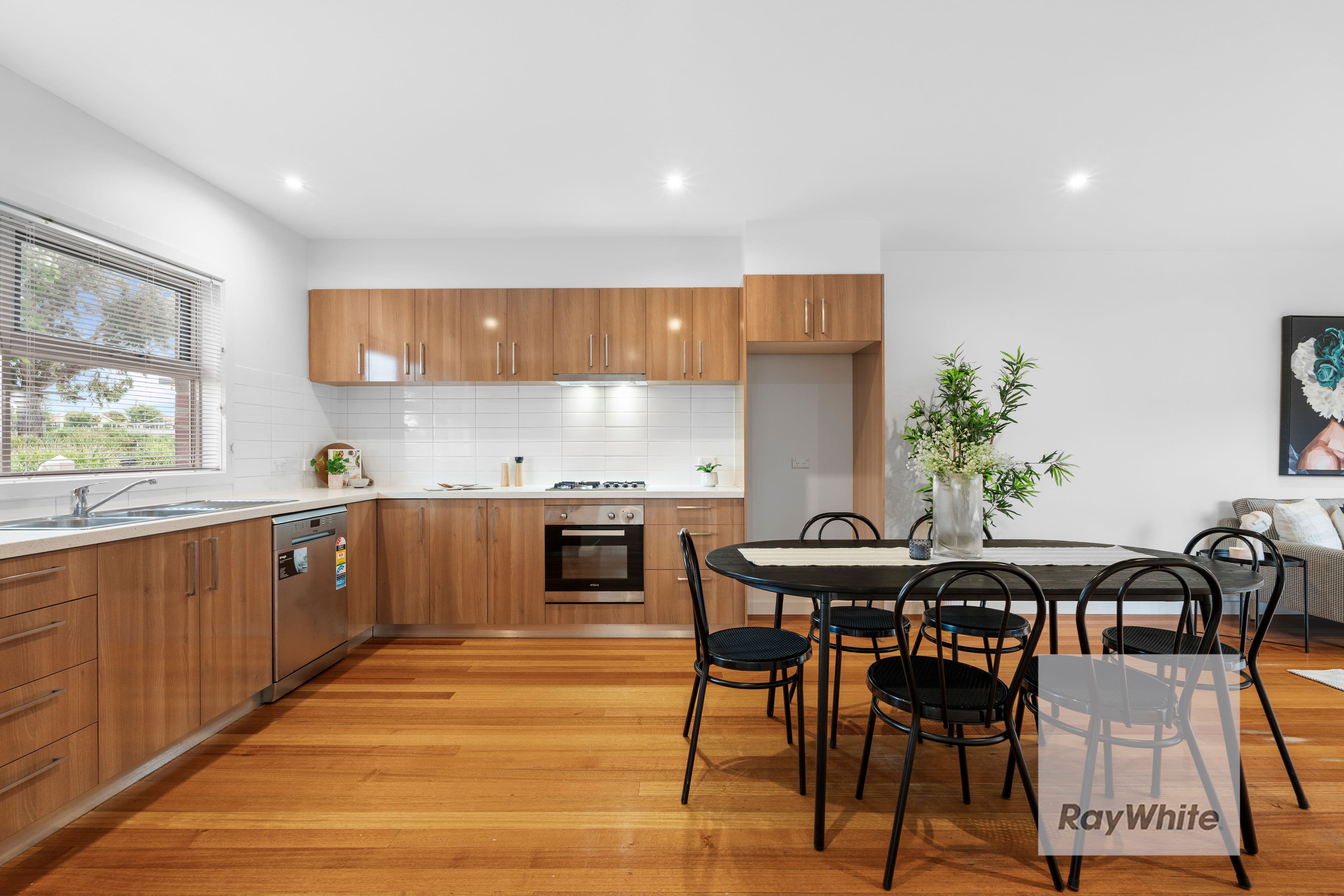 21 Donald Street, Preston VIC 3072, Preston - Thumbnail 2