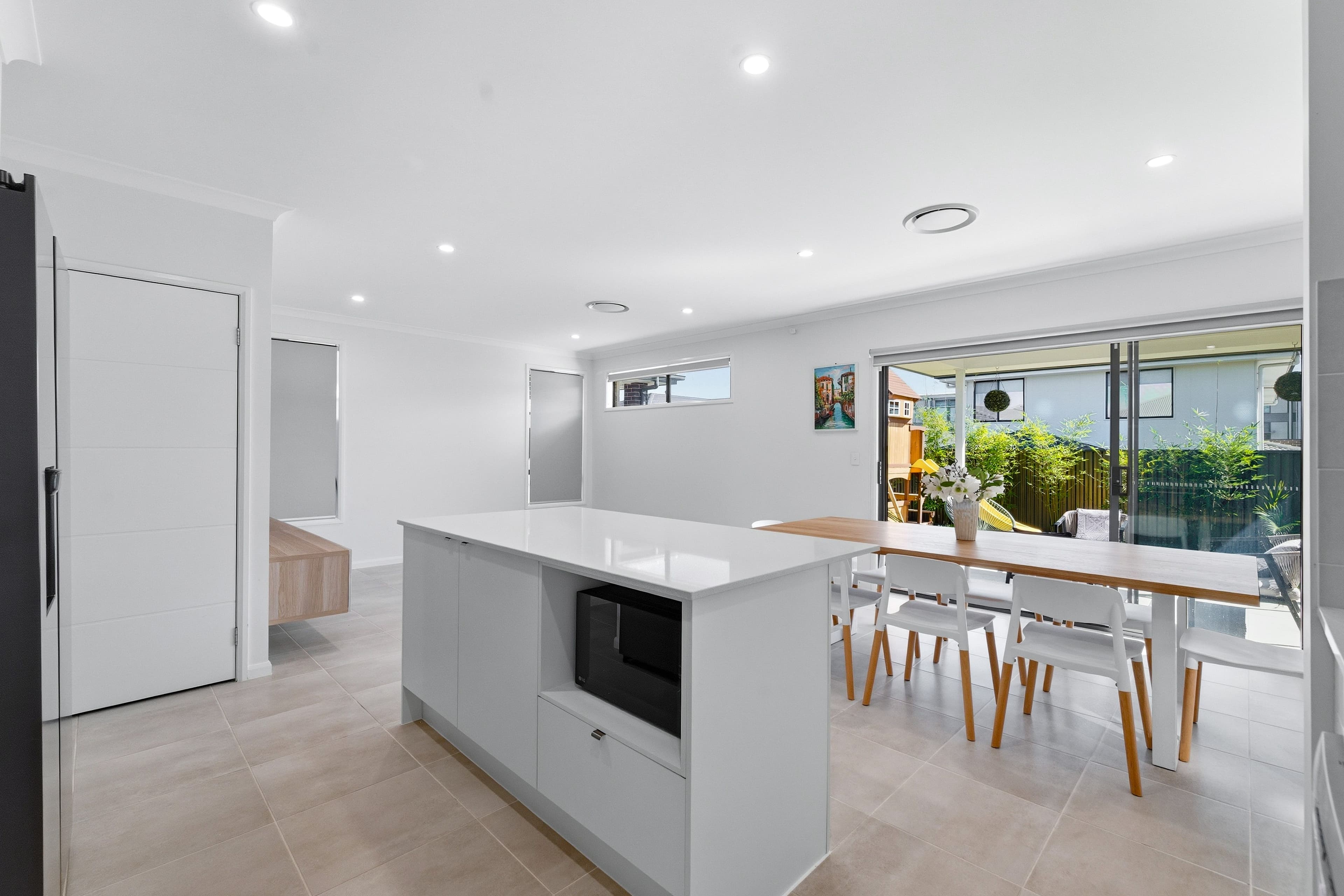 11 Long Reef Circuit, Gregory Hills NSW 2557, Gregory Hills - Thumbnail 5