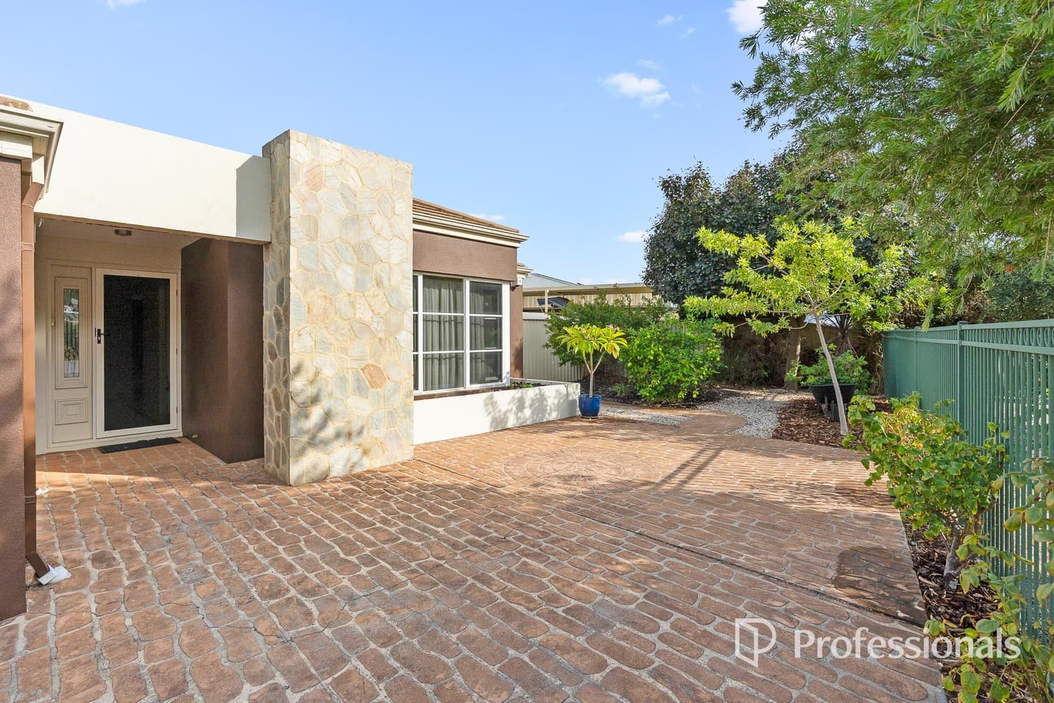 28 Holywell Street, Middle Swan WA 6056, Middle Swan - Image 1