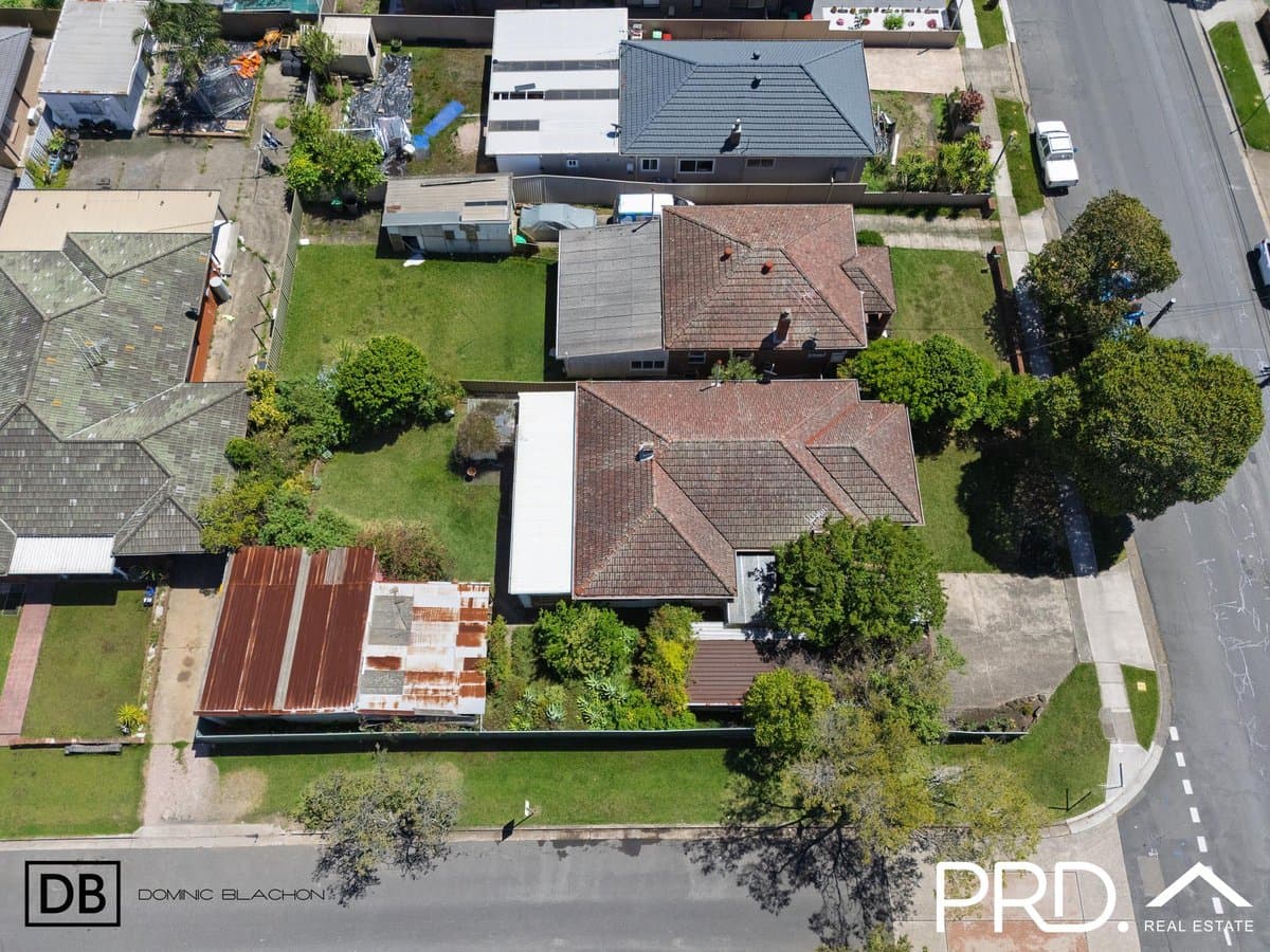 105 Gibson Avenue, PADSTOW NSW 2211, Padstow - Thumbnail 2