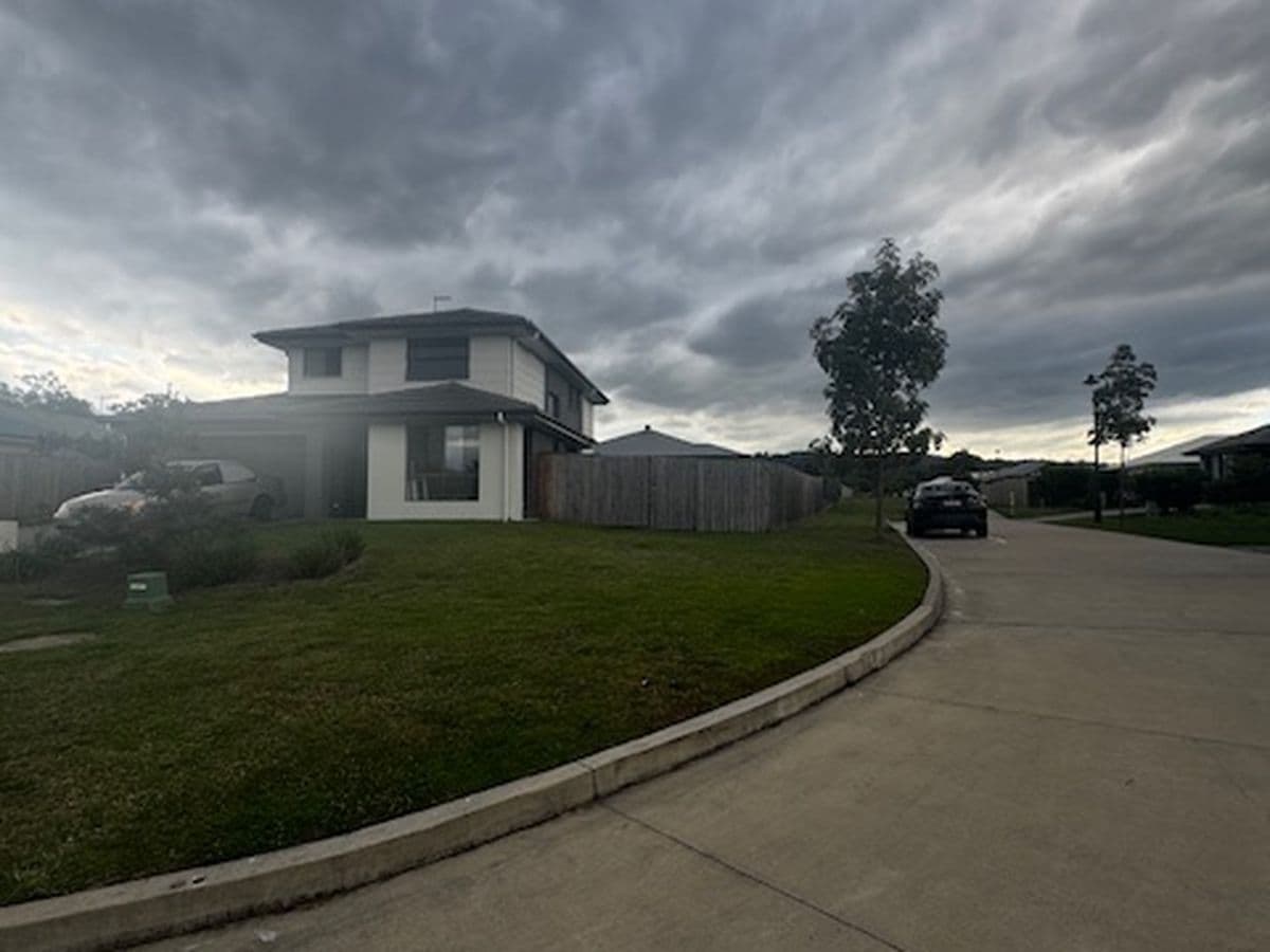 37 Mary Crescent, Rosewood, Rosewood - Thumbnail 2