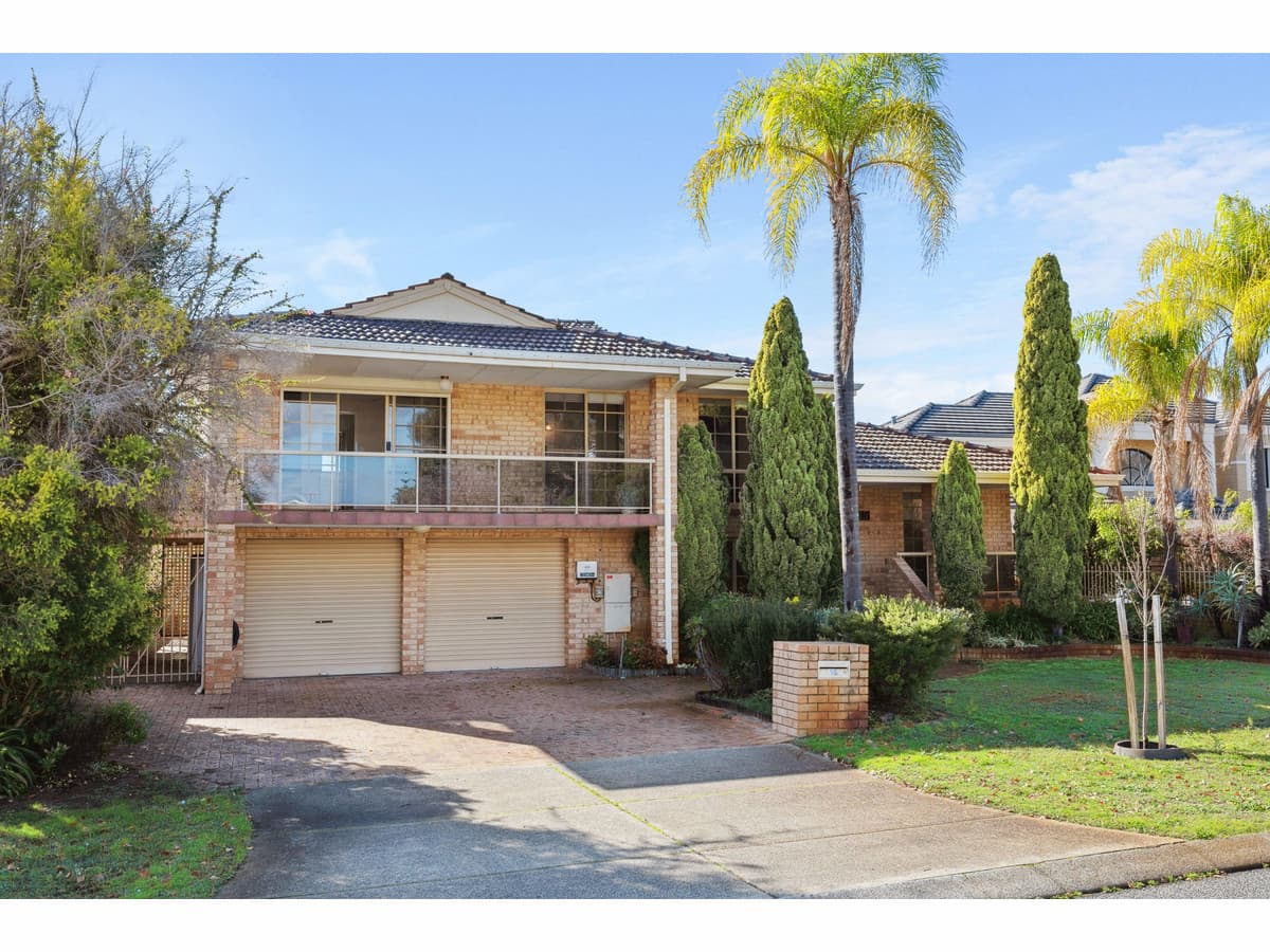 15 Templemore Gardens, Waterford WA, Waterford - Image 1