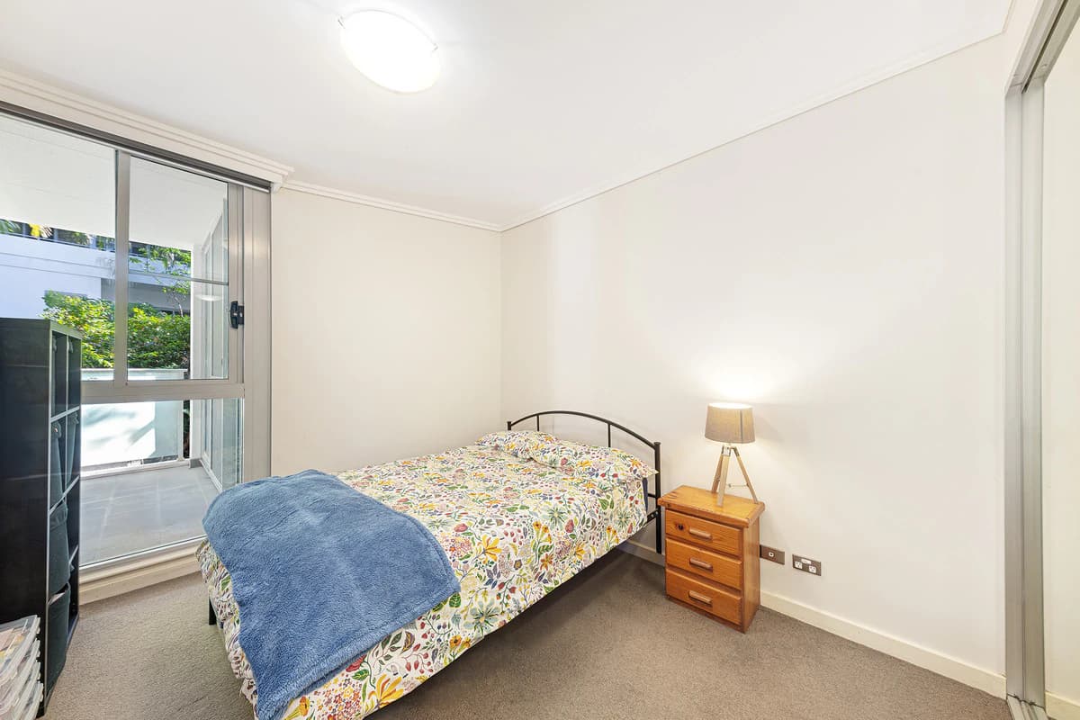 EG03 / 2 Latham Terrace, Newington - Thumbnail 7