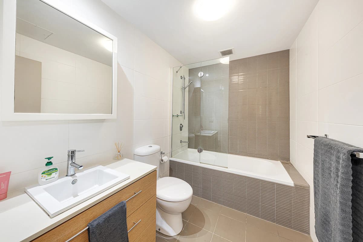 EG03 / 2 Latham Terrace, Newington - Thumbnail 8