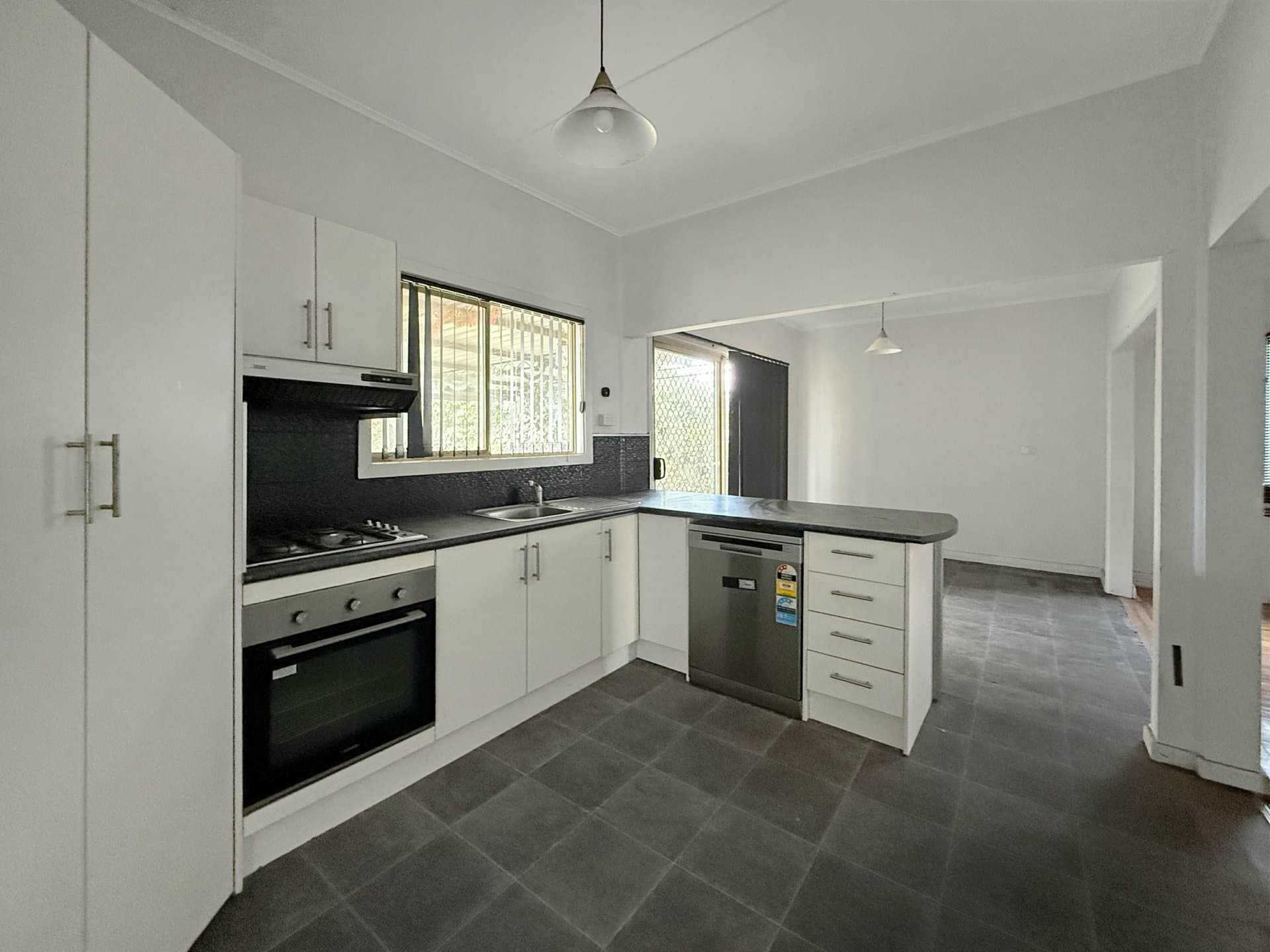 190 Iodide Street, Broken Hill, Broken Hill - Thumbnail 6