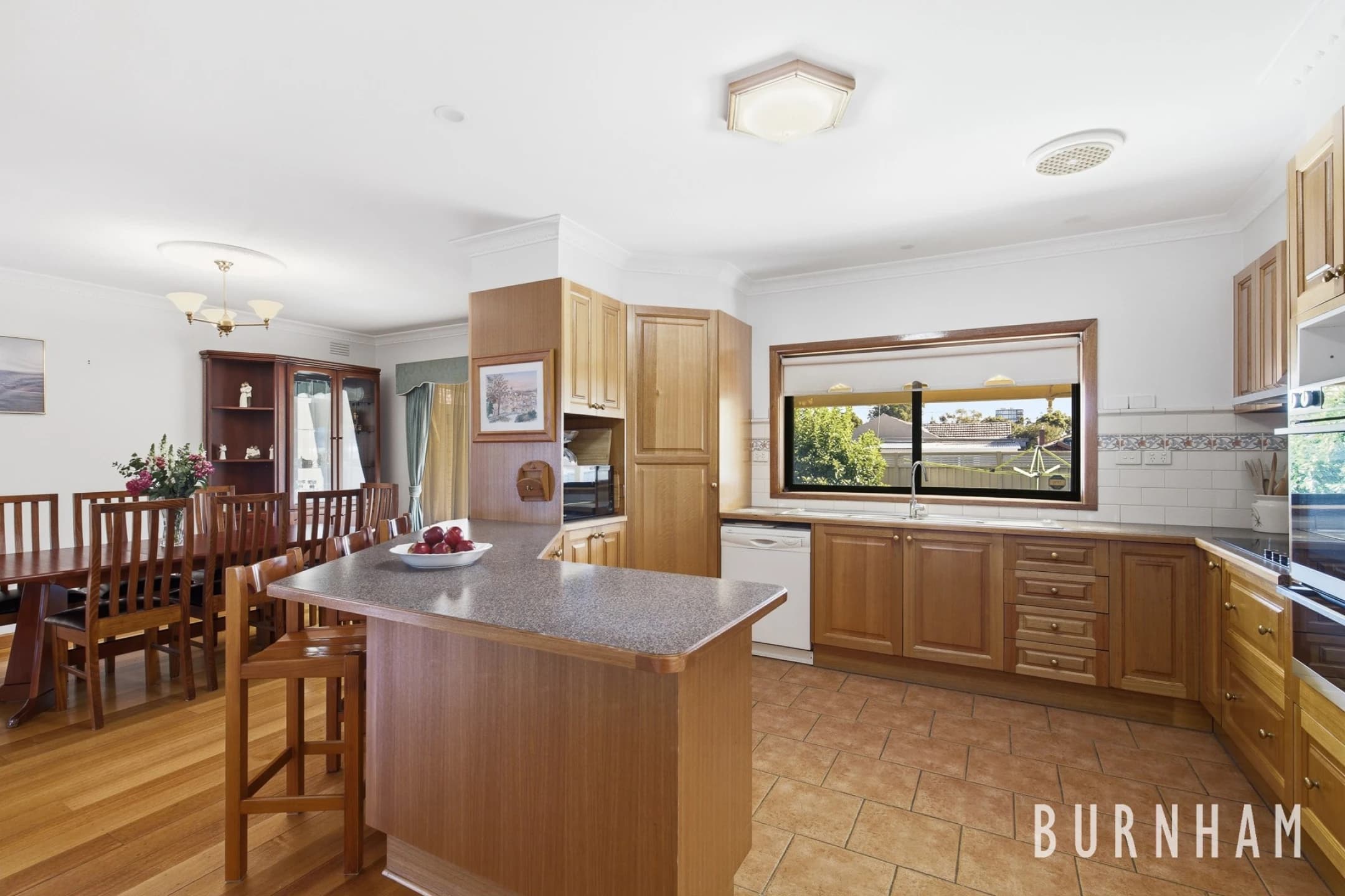 6 Lindenow Street, Maidstone VIC 3012, Maidstone - Thumbnail 4