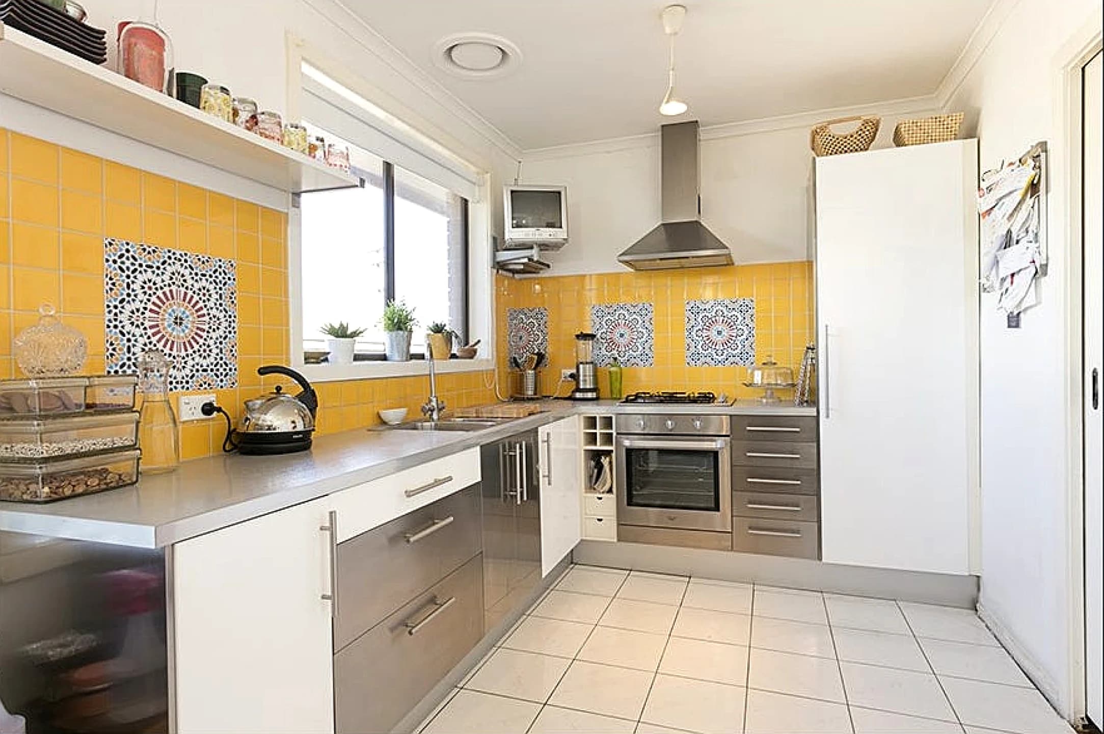 5 Bunbury Street, Footscray VIC 3011, Footscray - Thumbnail 2