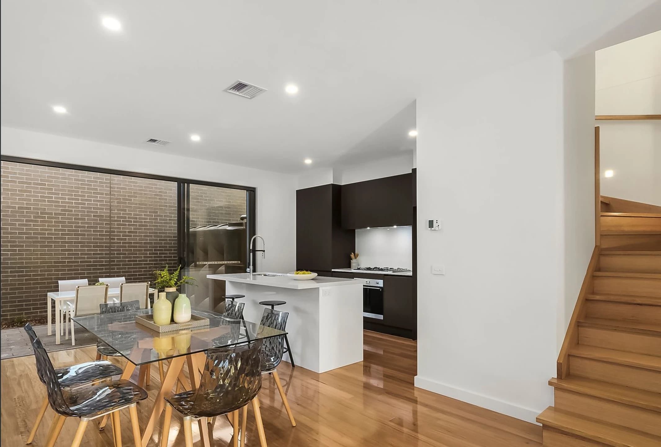 2 / 72 Nimmo Street, Essendon VIC 3040, Essendon - Thumbnail 4