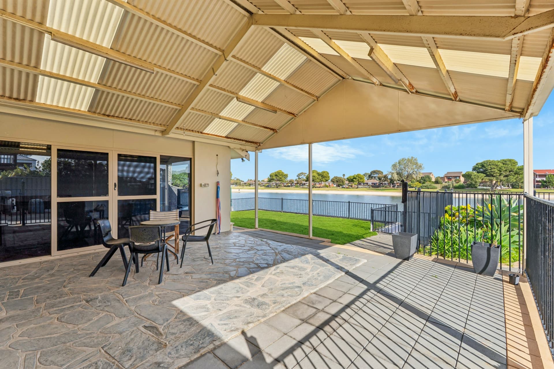 59 Lochside Drive, West Lakes, West Lakes - Image 1