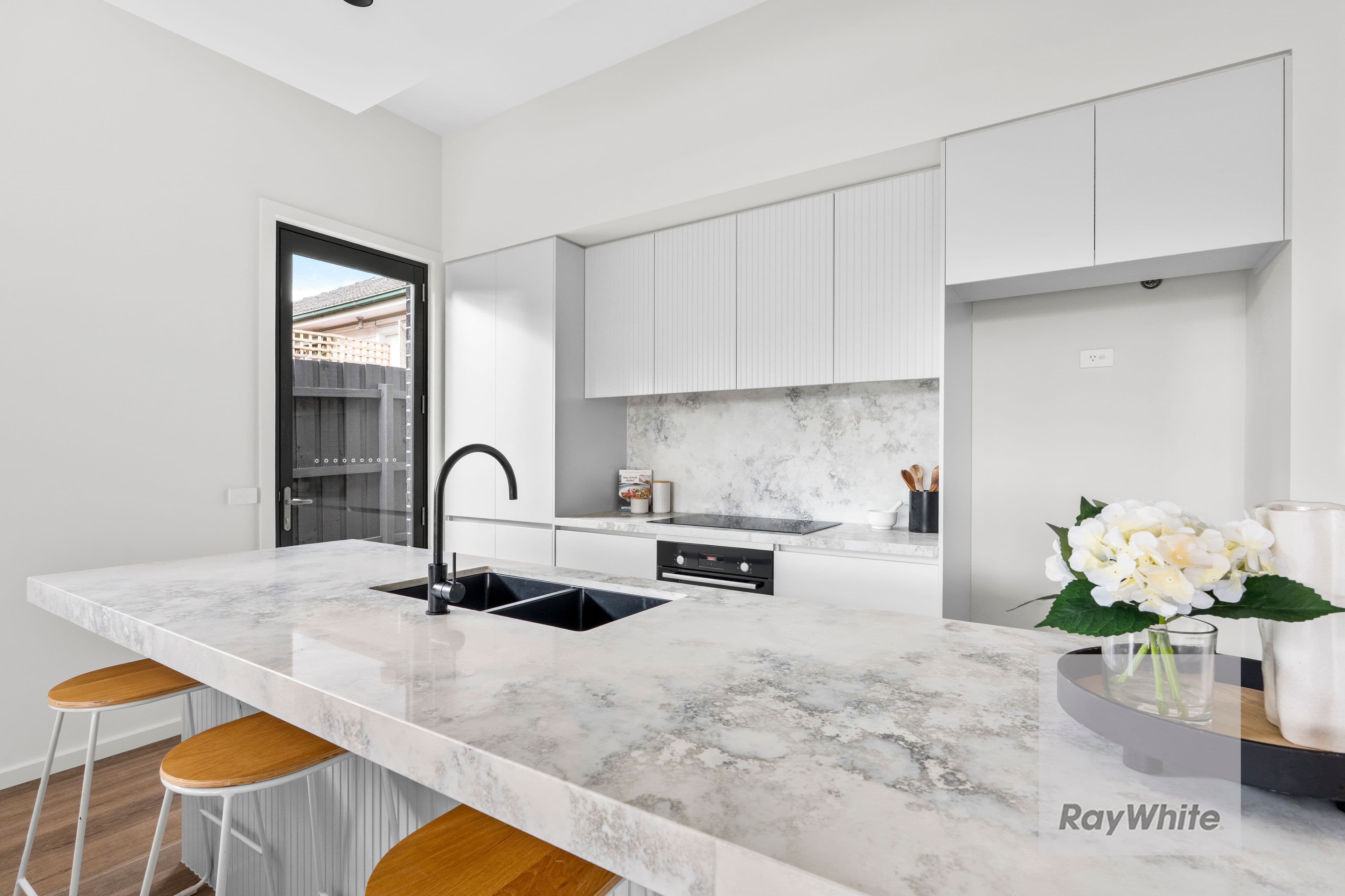 13 Doidge Street, Bundoora VIC 3083, Bundoora - Thumbnail 5