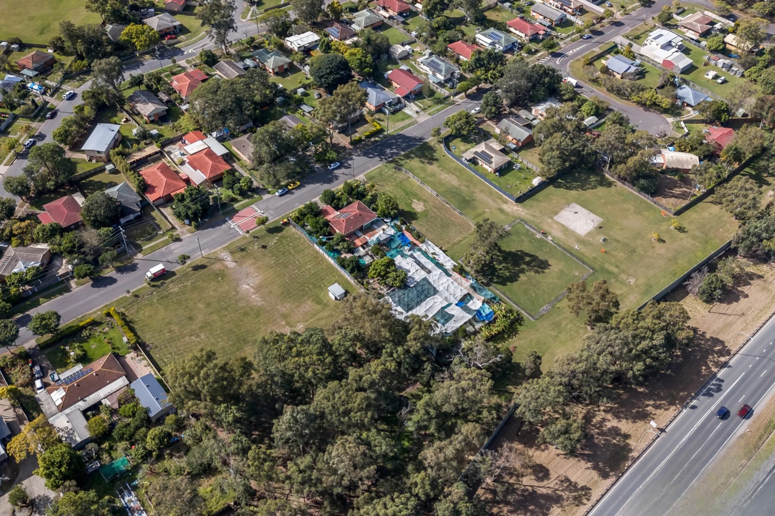 10 Julie Road, Ellen Grove QLD 4078, Ellen Grove - Thumbnail 4