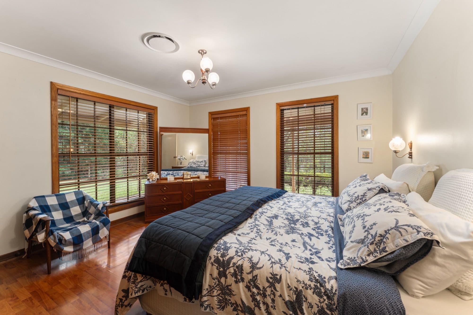 2 Hyde Road, Whiteside QLD 4503, Whiteside - Thumbnail 7