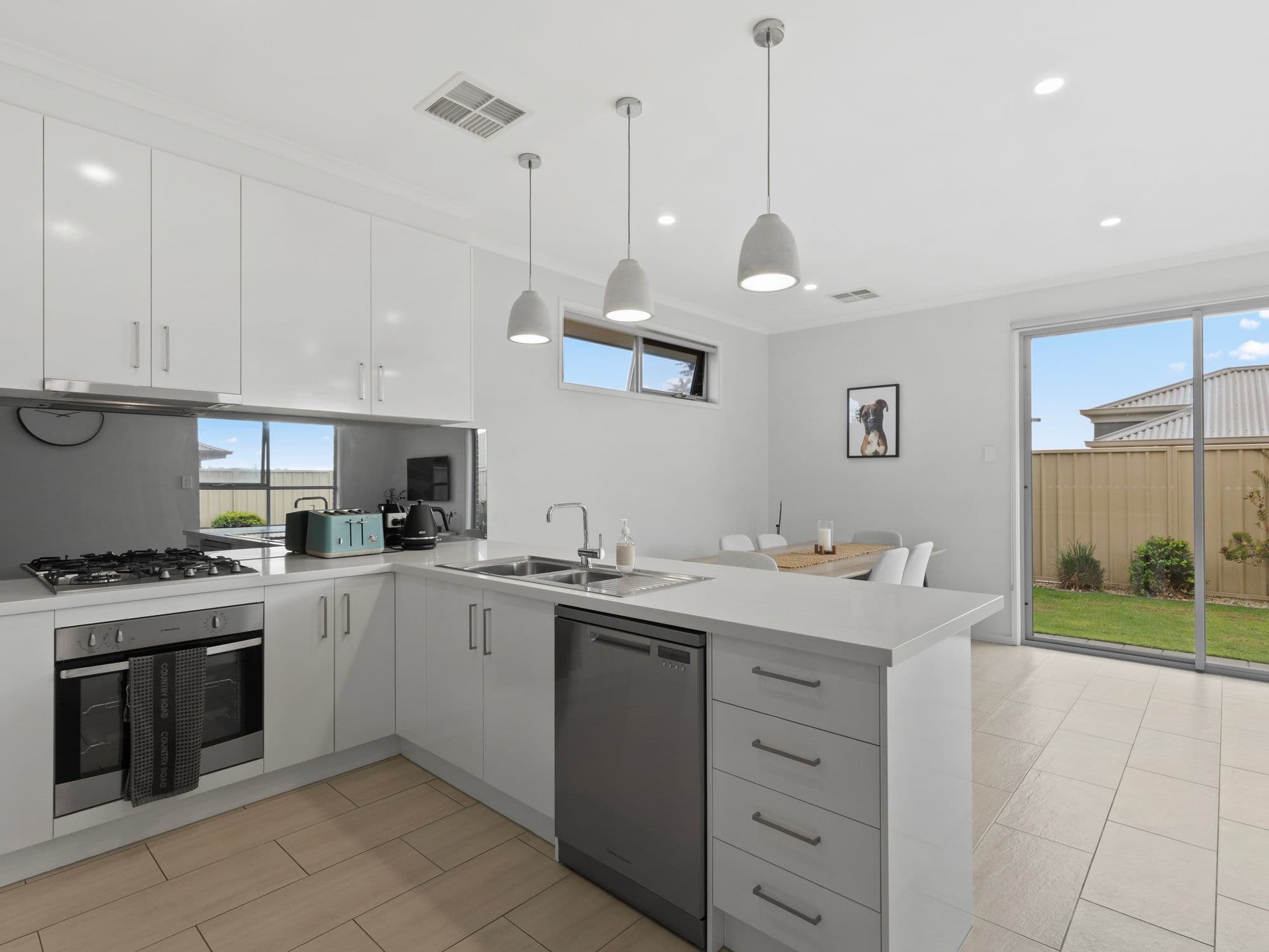 7 Fathom Crescent, Seaford Meadows SA 5169, Seaford Meadows - Thumbnail 3