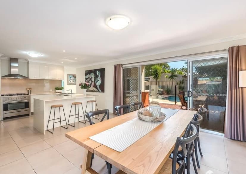 19 Lotus Avenue, Hollywell, QLD, 4216, Hollywell - Thumbnail 4