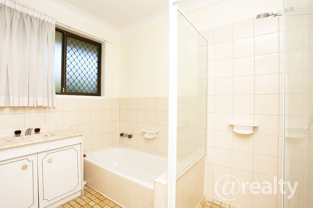 169 Markeri Street, Mermaid Waters, QLD, 4218, Mermaid Waters - Thumbnail 8