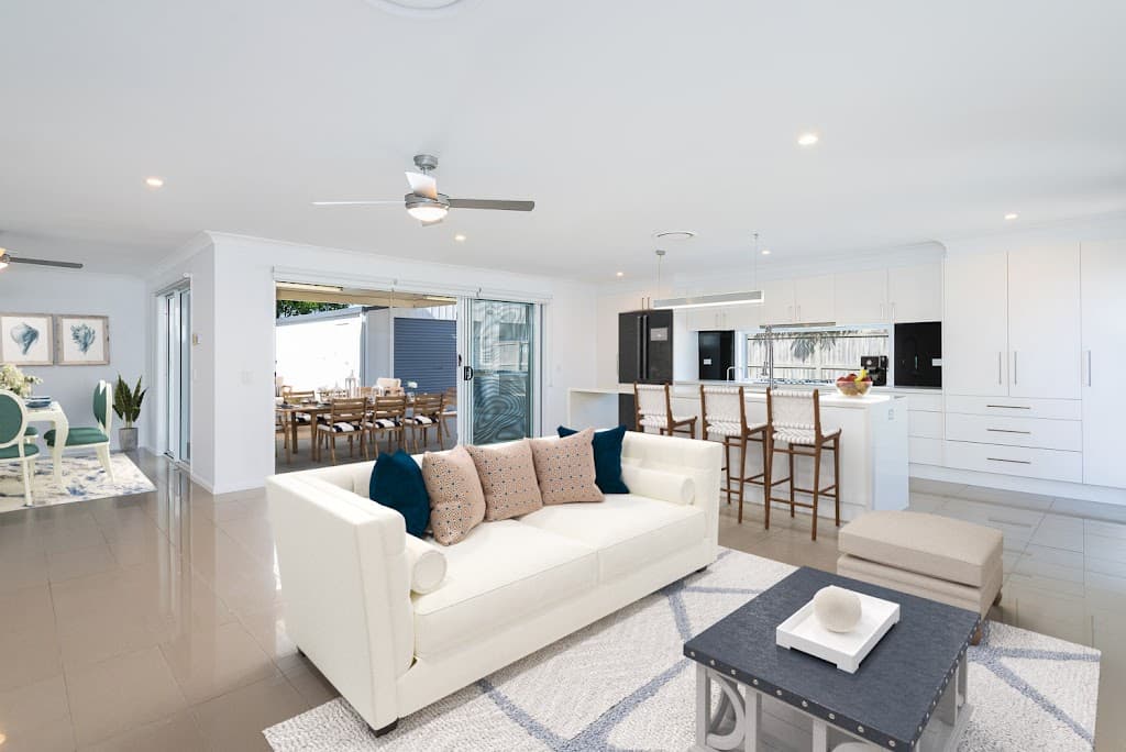 16 Okinya Street, Biggera Waters, QLD, 4216, Biggera Waters - Thumbnail 2