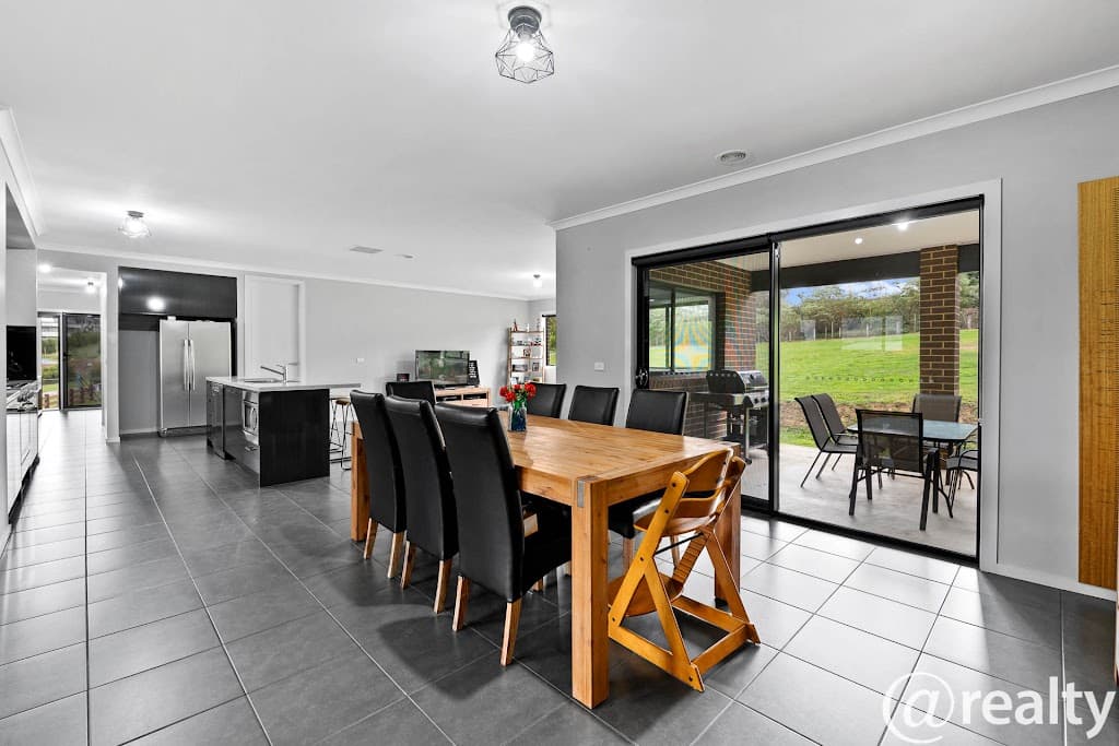 11 Drovers Close, Drouin, VIC, 3818, Drouin - Thumbnail 4