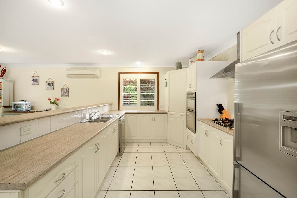 136 Pioneer Crescent, Bellbowrie, QLD, 4070, Bellbowrie - Thumbnail 4