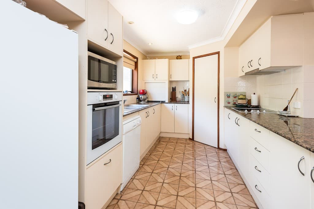 16 Tulip Street, Miami, QLD, 4220, Miami - Thumbnail 5