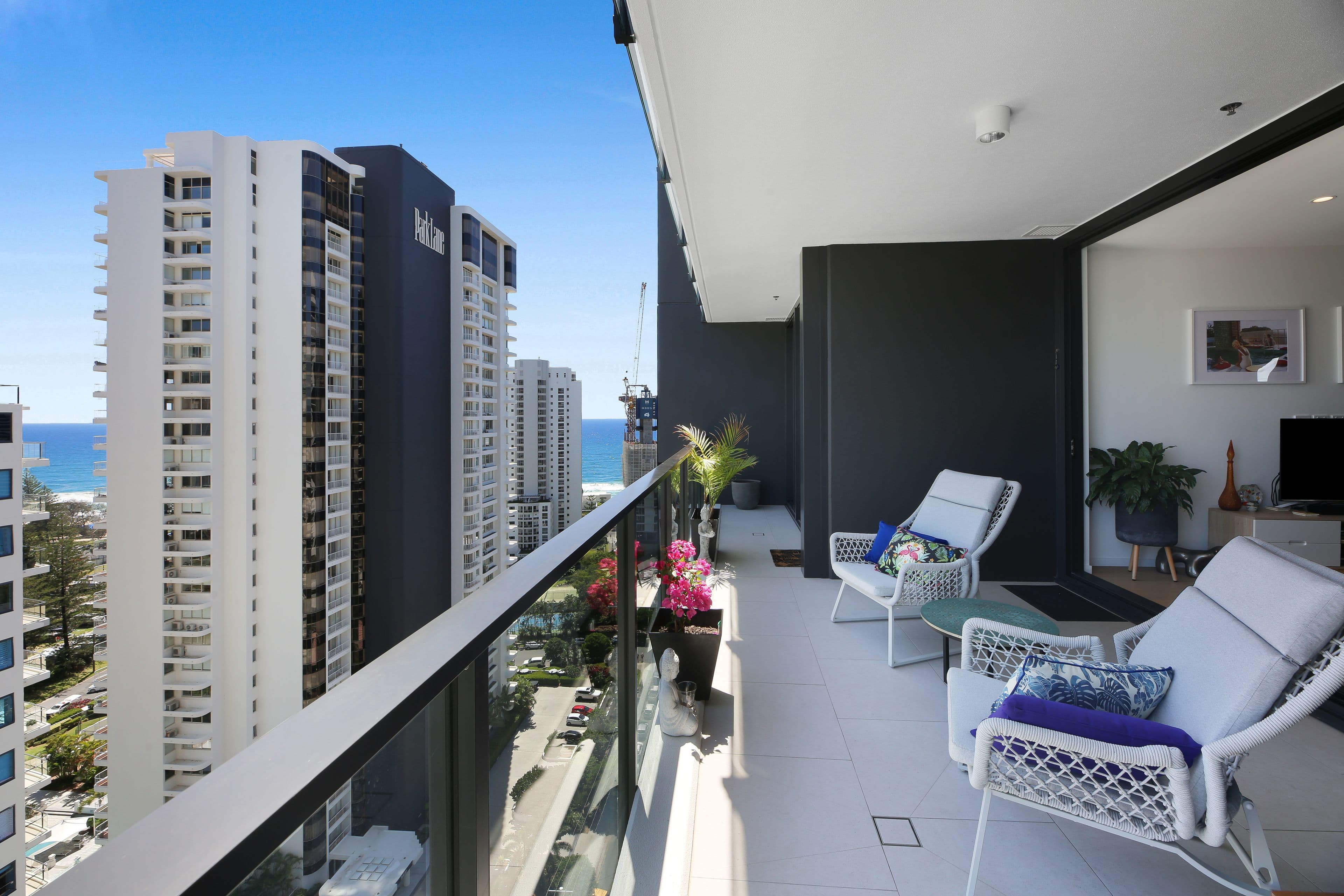 171/25 Woodroffe Avenue, Main Beach QLD 4217, Main Beach - Thumbnail 6