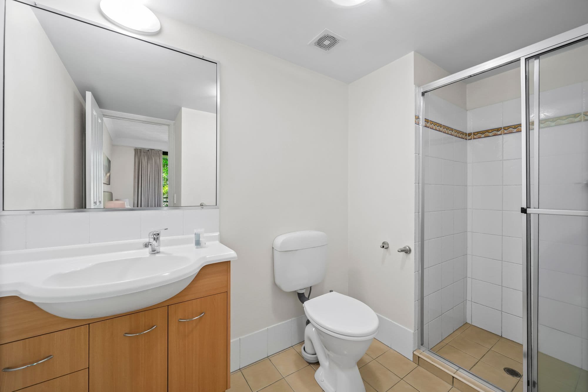 268/2360 Gold Coast Highway, Mermaid Beach QLD 4218, Mermaid Beach - Thumbnail 7