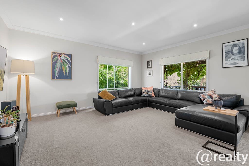 15 Canterbury Close, Drouin, VIC, 3818, Drouin - Thumbnail 5