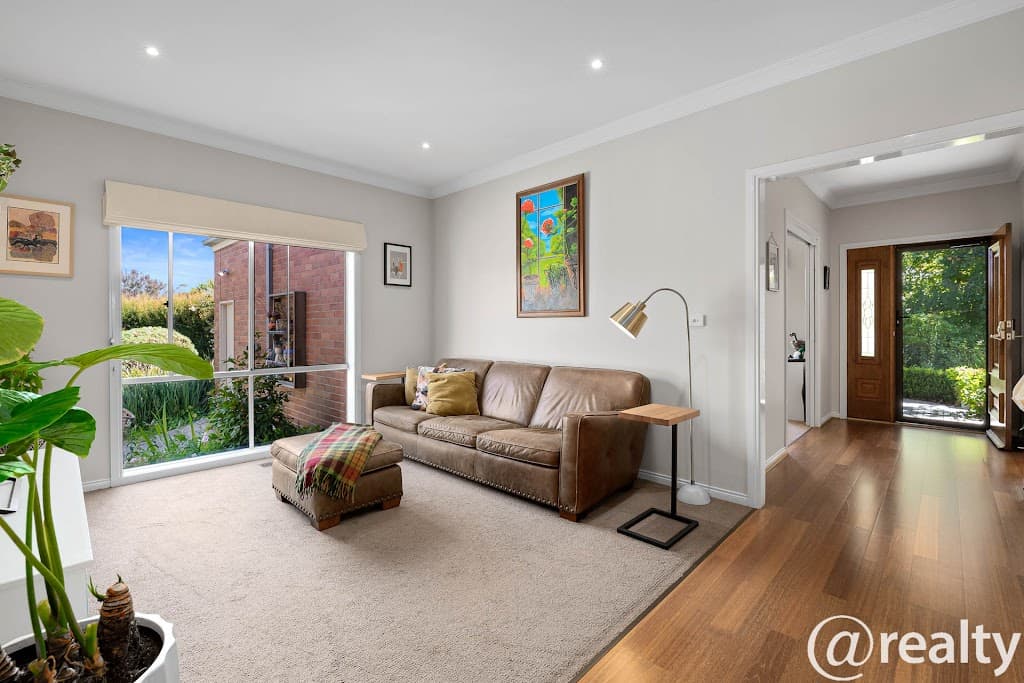 15 Canterbury Close, Drouin, VIC, 3818, Drouin - Thumbnail 6