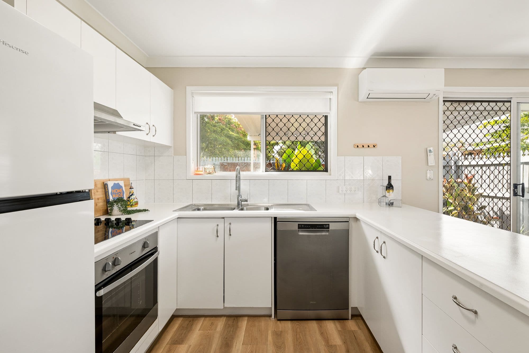 10/101 GRAHAMS Road, Strathpine QLD 4500, Strathpine - Thumbnail 5