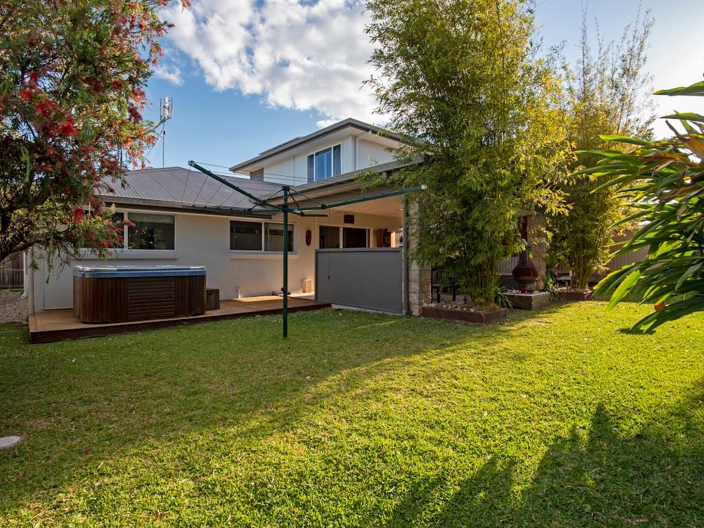 11 Sutherland Street, Dicky Beach, QLD, 4551, Dicky Beach - Thumbnail 2