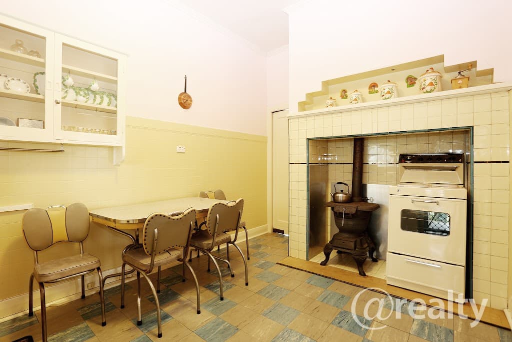 4 Elphin Street, Newport, VIC, 3015, Newport - Thumbnail 6