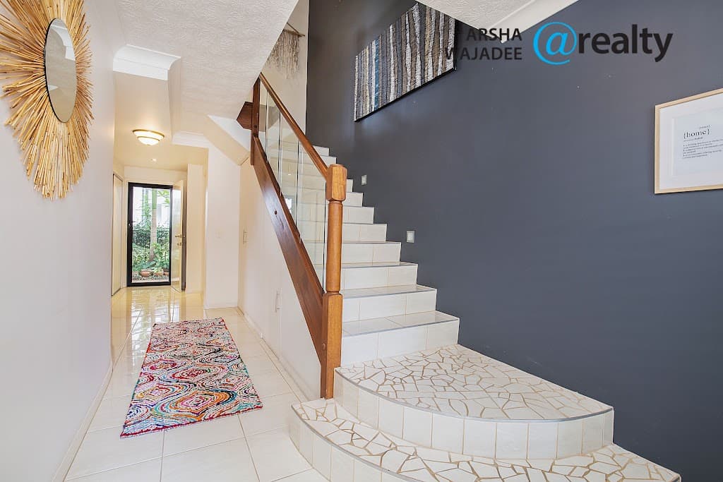 5/23-25 Madang Crescent, Runaway Bay, QLD, 4216, Runaway Bay - Thumbnail 2