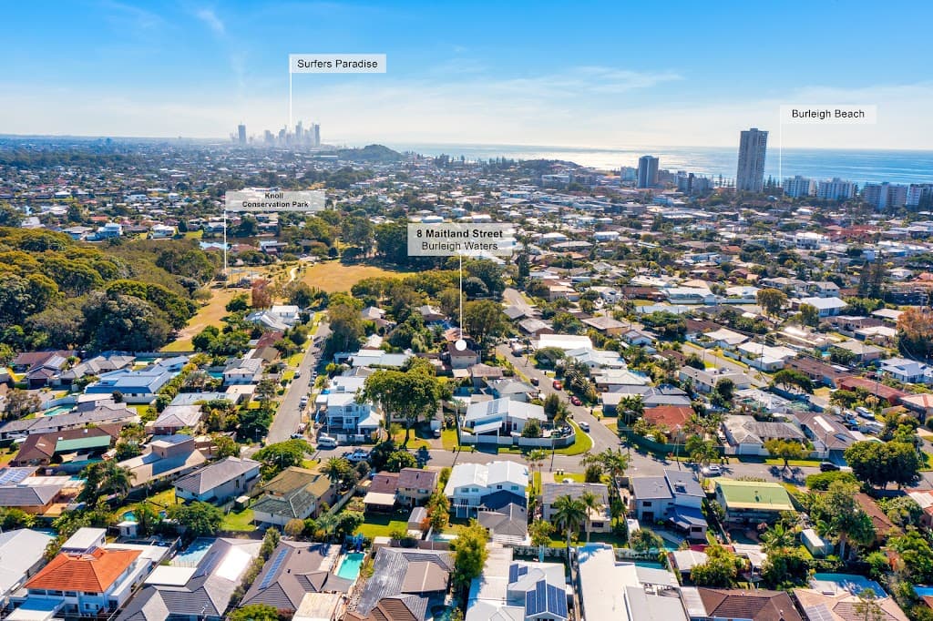 8 Maitland Street, BURLEIGH HEADS, QLD, 4220, Burleigh Heads - Thumbnail 4