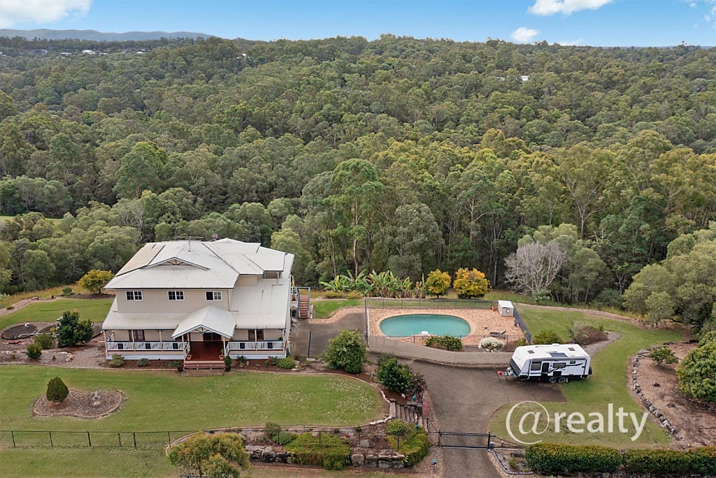 16 Forest Road, Cashmere, QLD, 4500, Cashmere - Thumbnail 4
