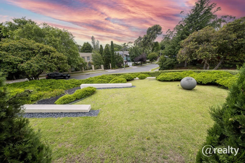 10 Pleasant View Crescent, Wheelers Hill, VIC, 3150, Wheelers Hill - Thumbnail 5