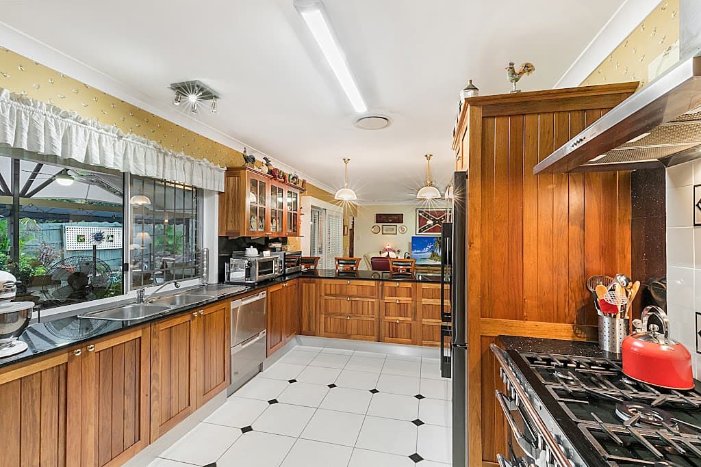 12 Drysdale Crescent, Brookfield, QLD, 4069, Brookfield - Thumbnail 6